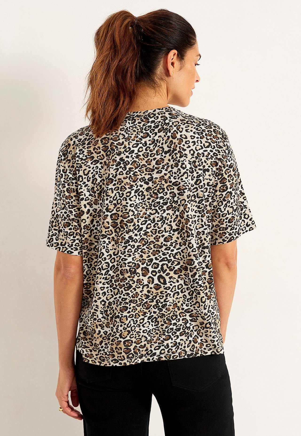 Leopard jersey top