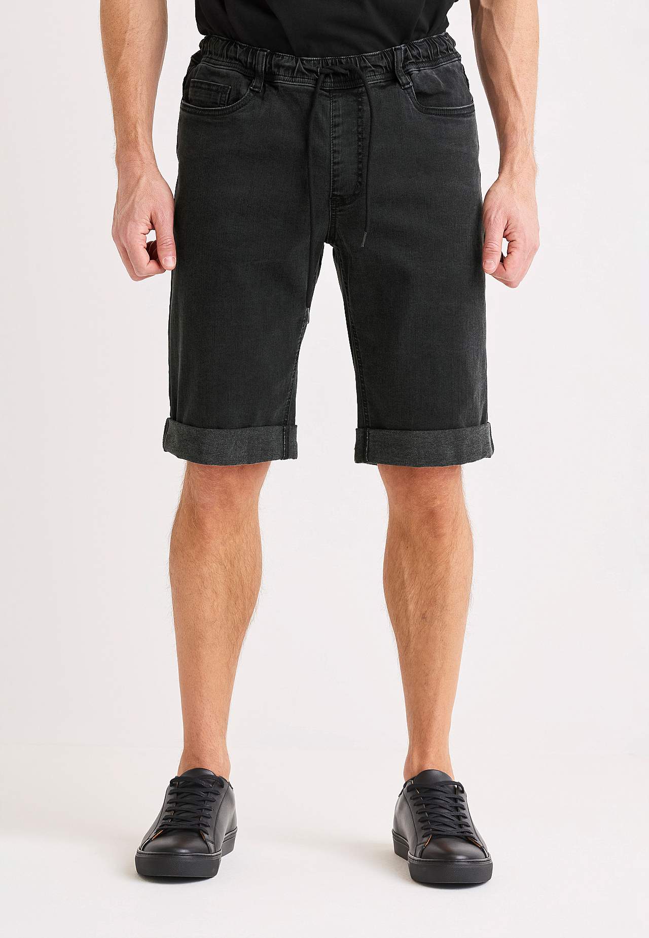 Joggershorts med elastisk talje billede
