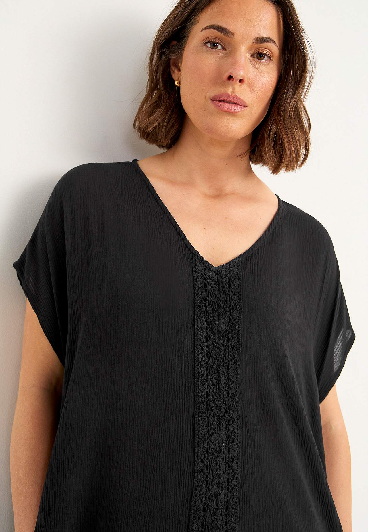 Crepe dress with pockets