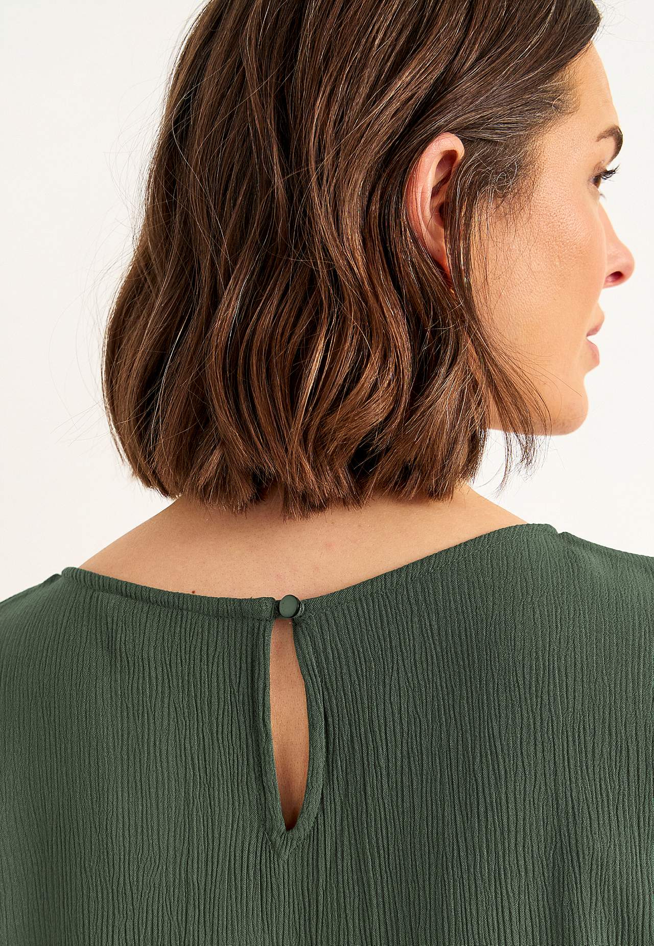 Crepe dress with pockets