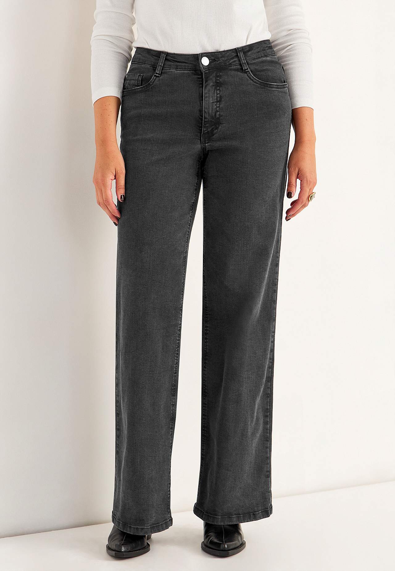 Wide, long jeans with high waist Renata