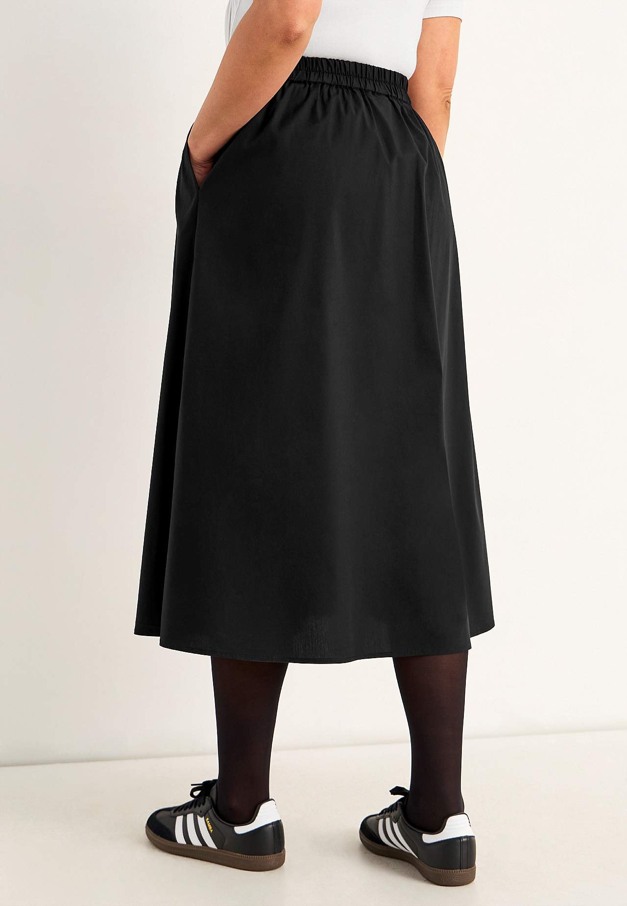 Woven poplin skirt with pockets