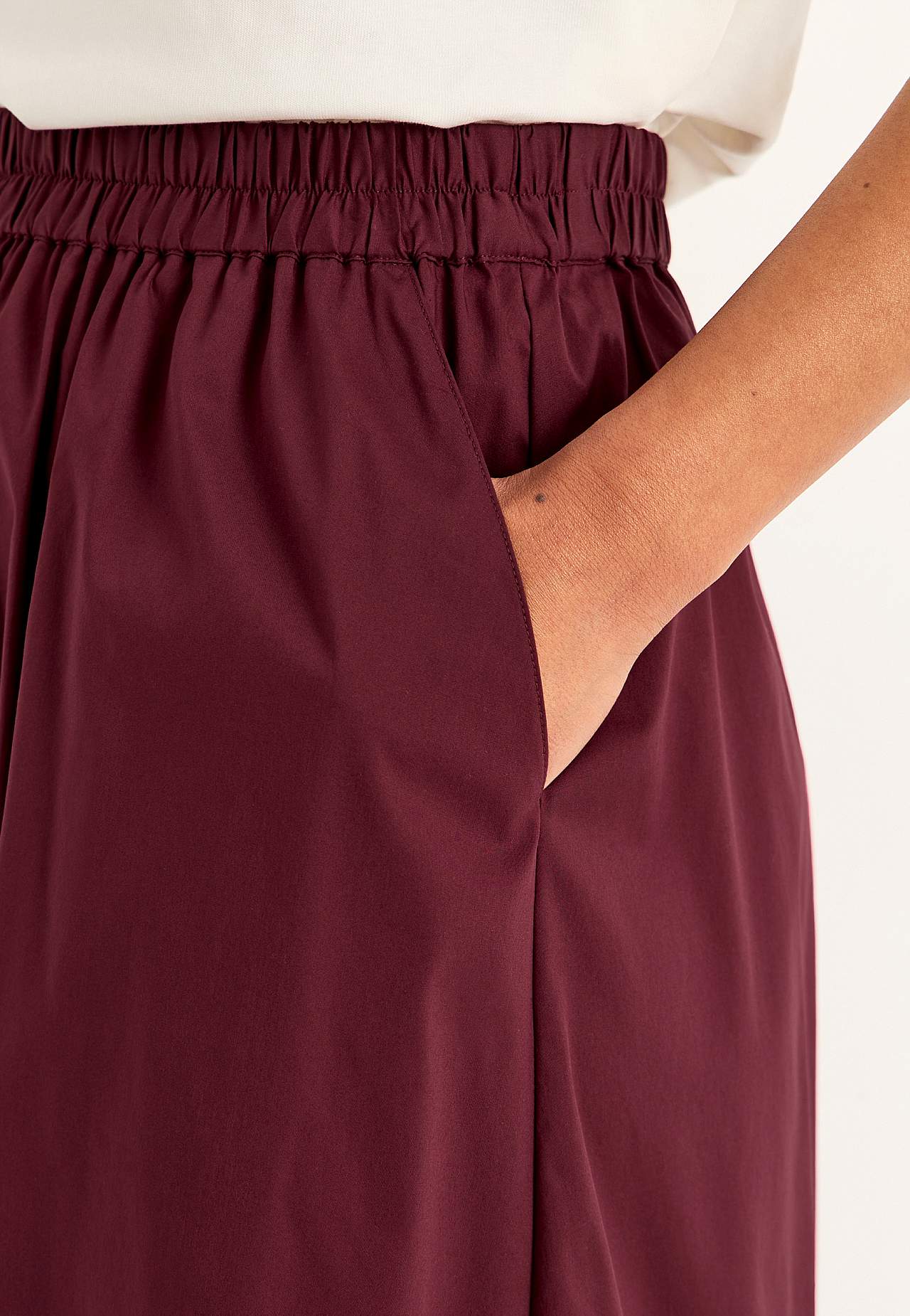 Woven poplin skirt with pockets