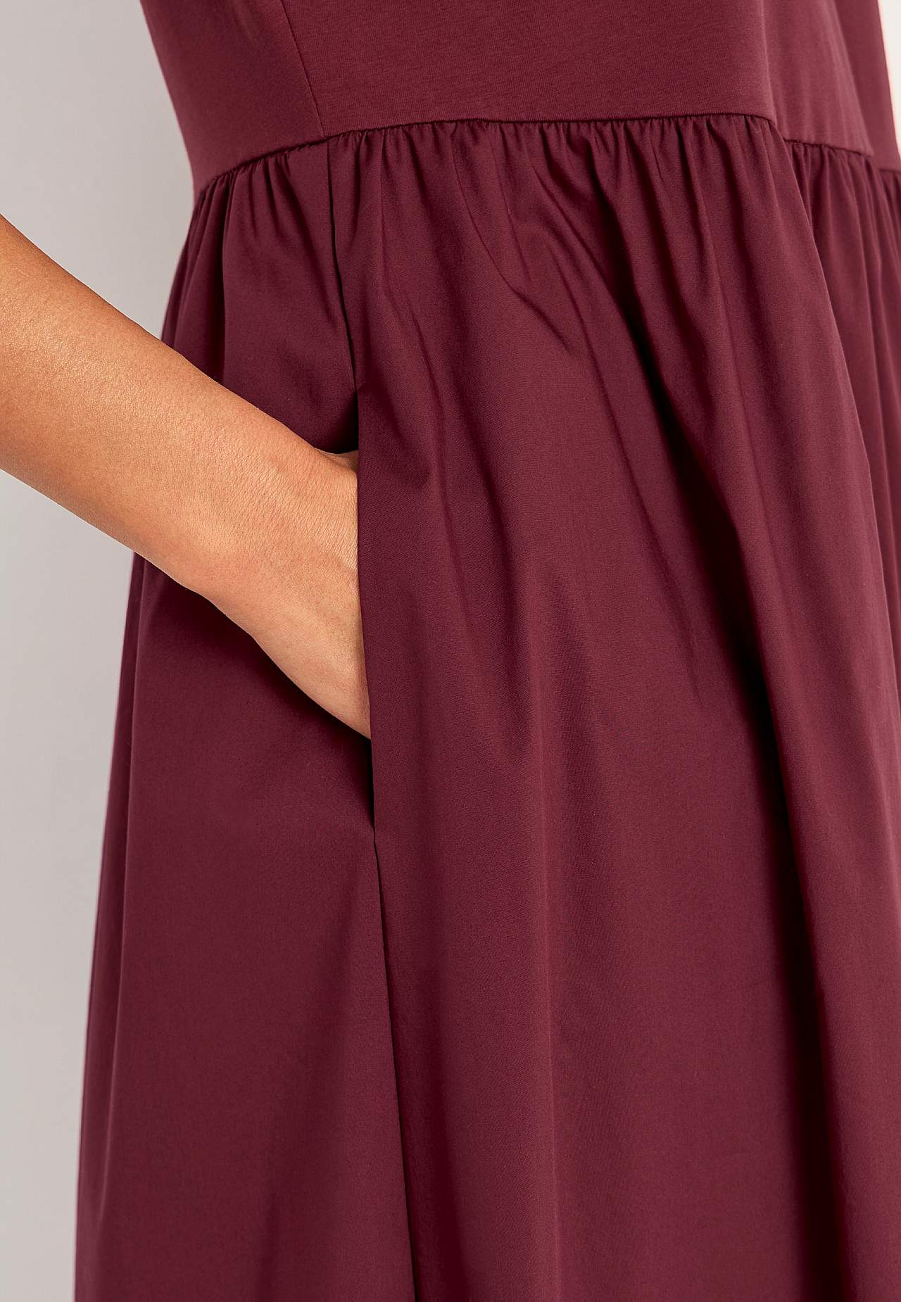 Dress in poplin and tricot