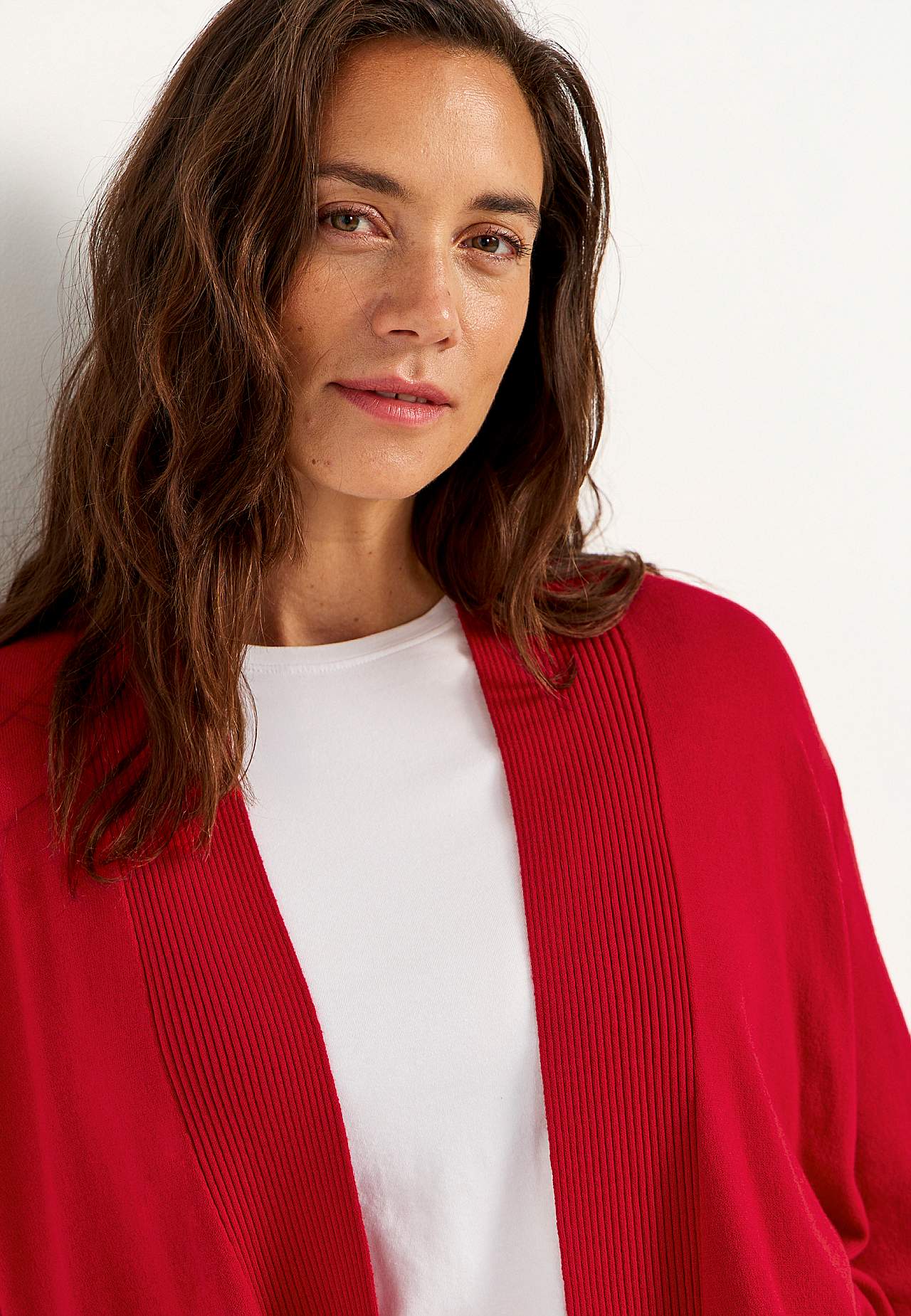 Finstickad cardigan