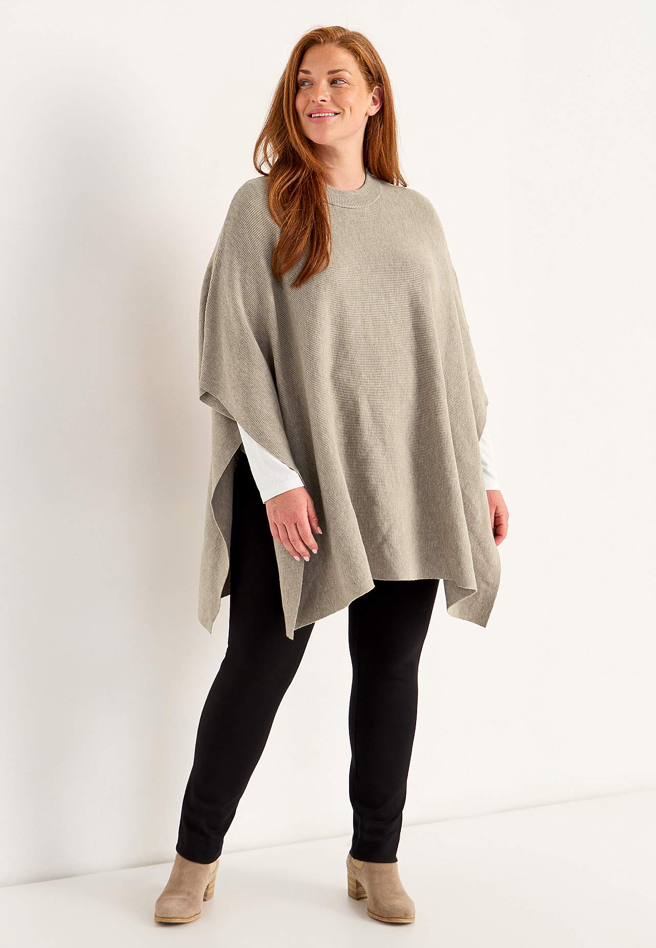 Fine-knitted poncho