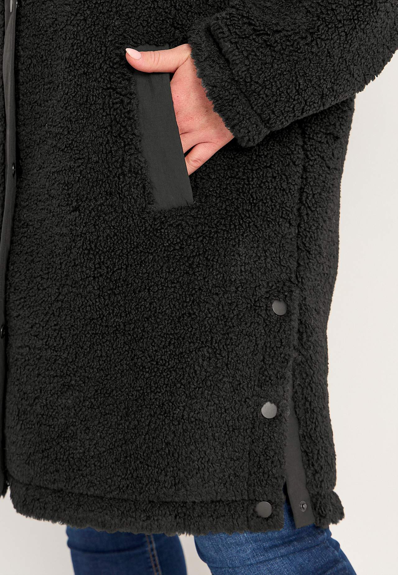 Pile jacket with hood