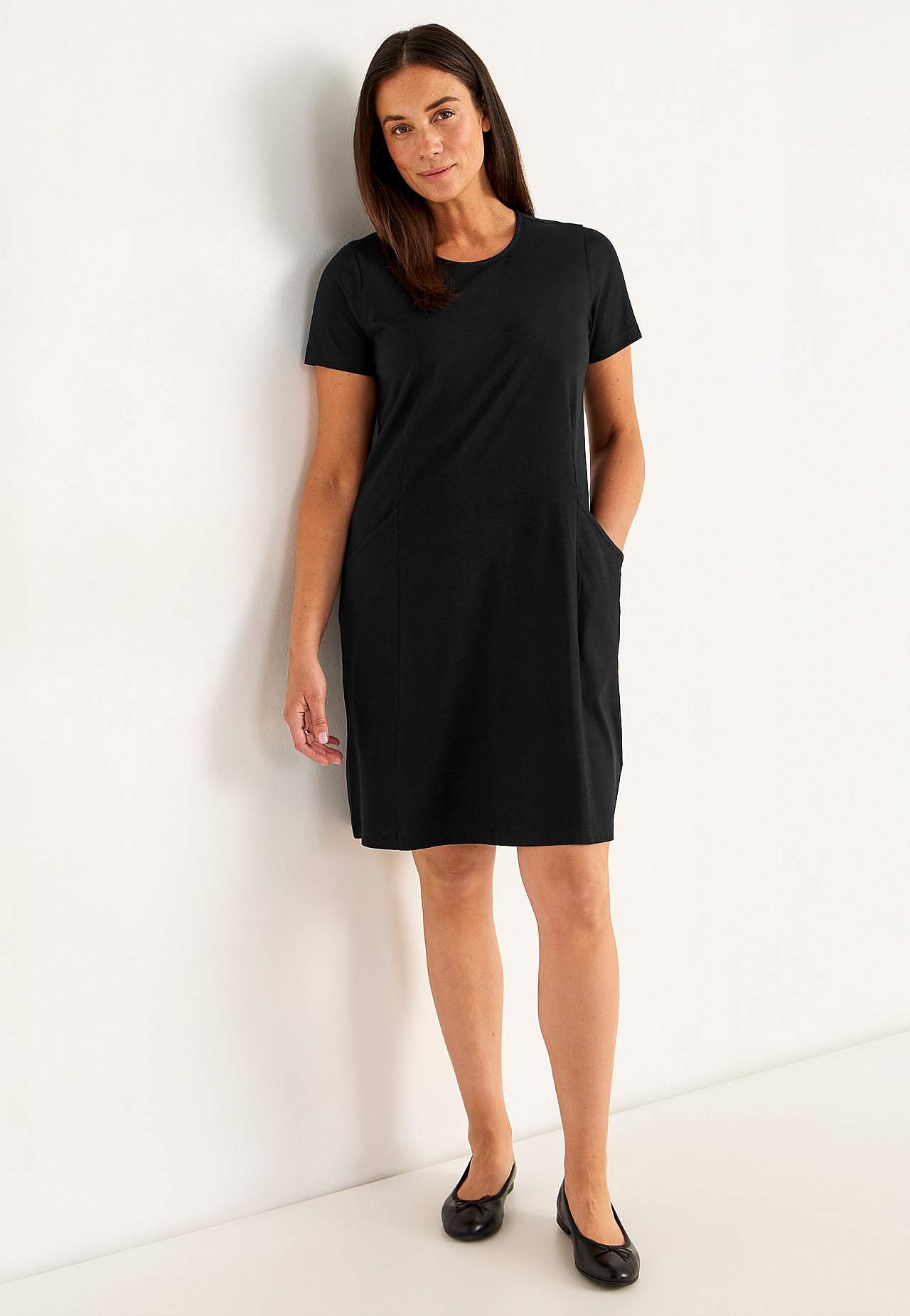 Jersey dress with pockets