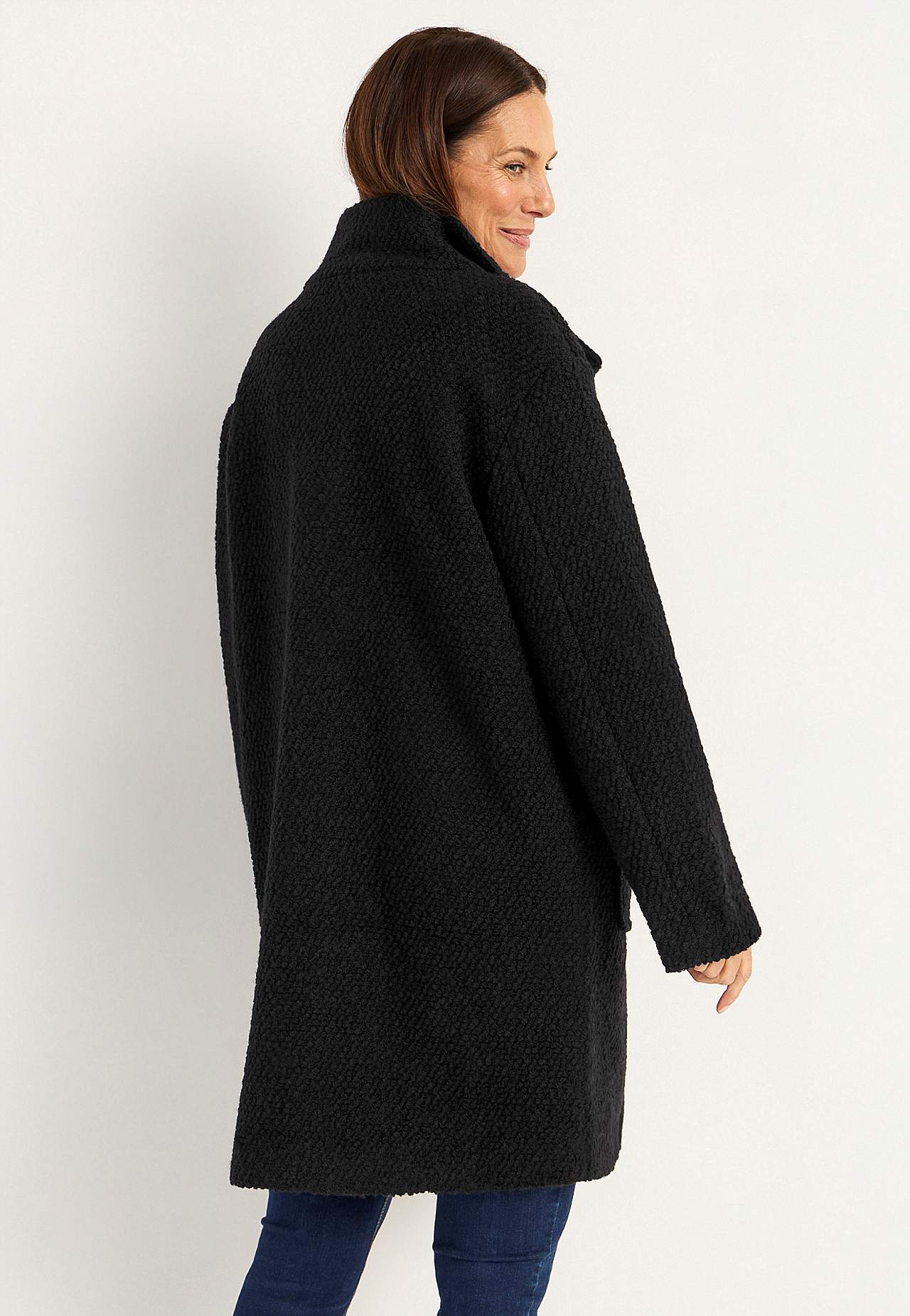 Coat in wool mix