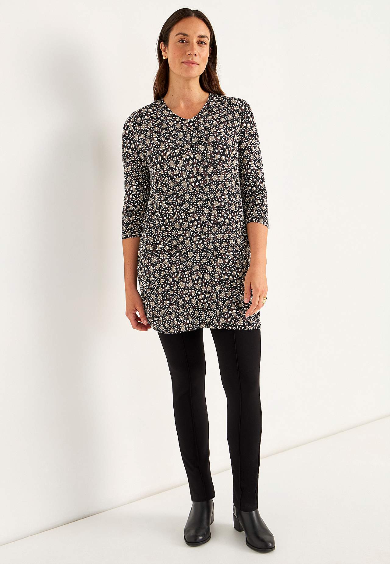 Patterned jersey tuniq with pockets