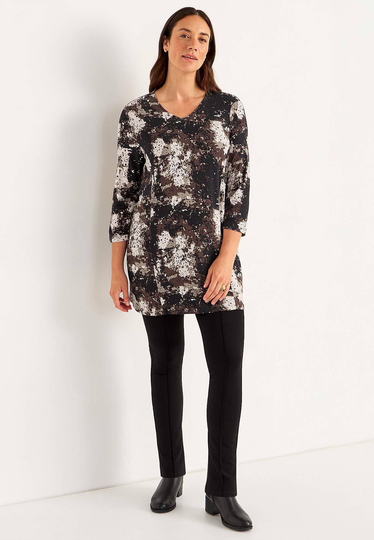Patterned jersey tuniq with pockets