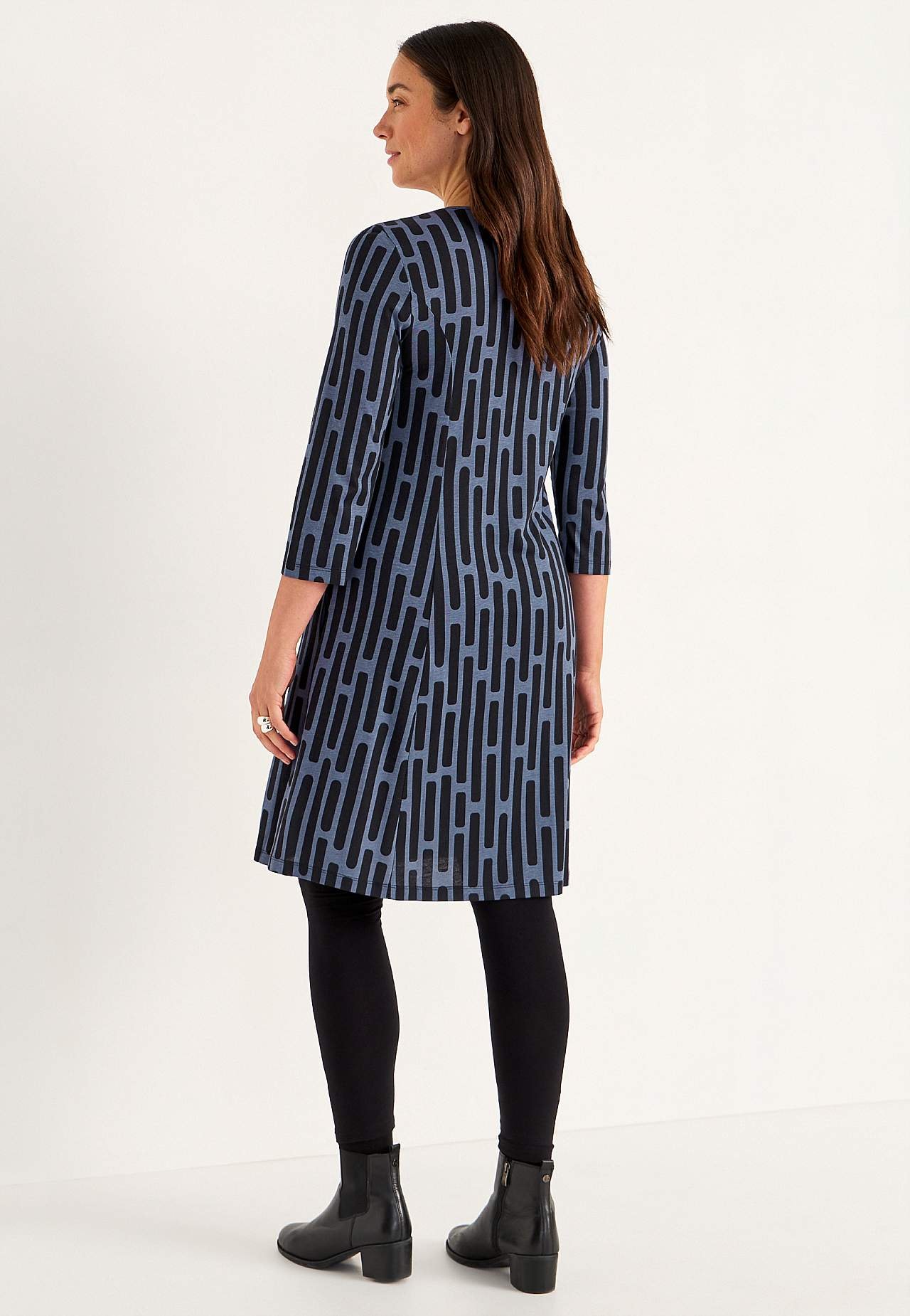 Patterned jersey dress with pockets