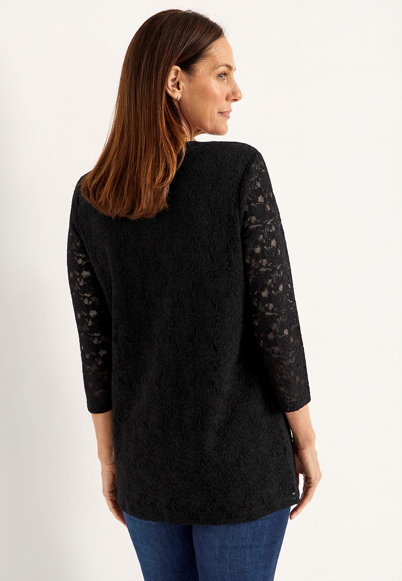 Lace tunic with round neck