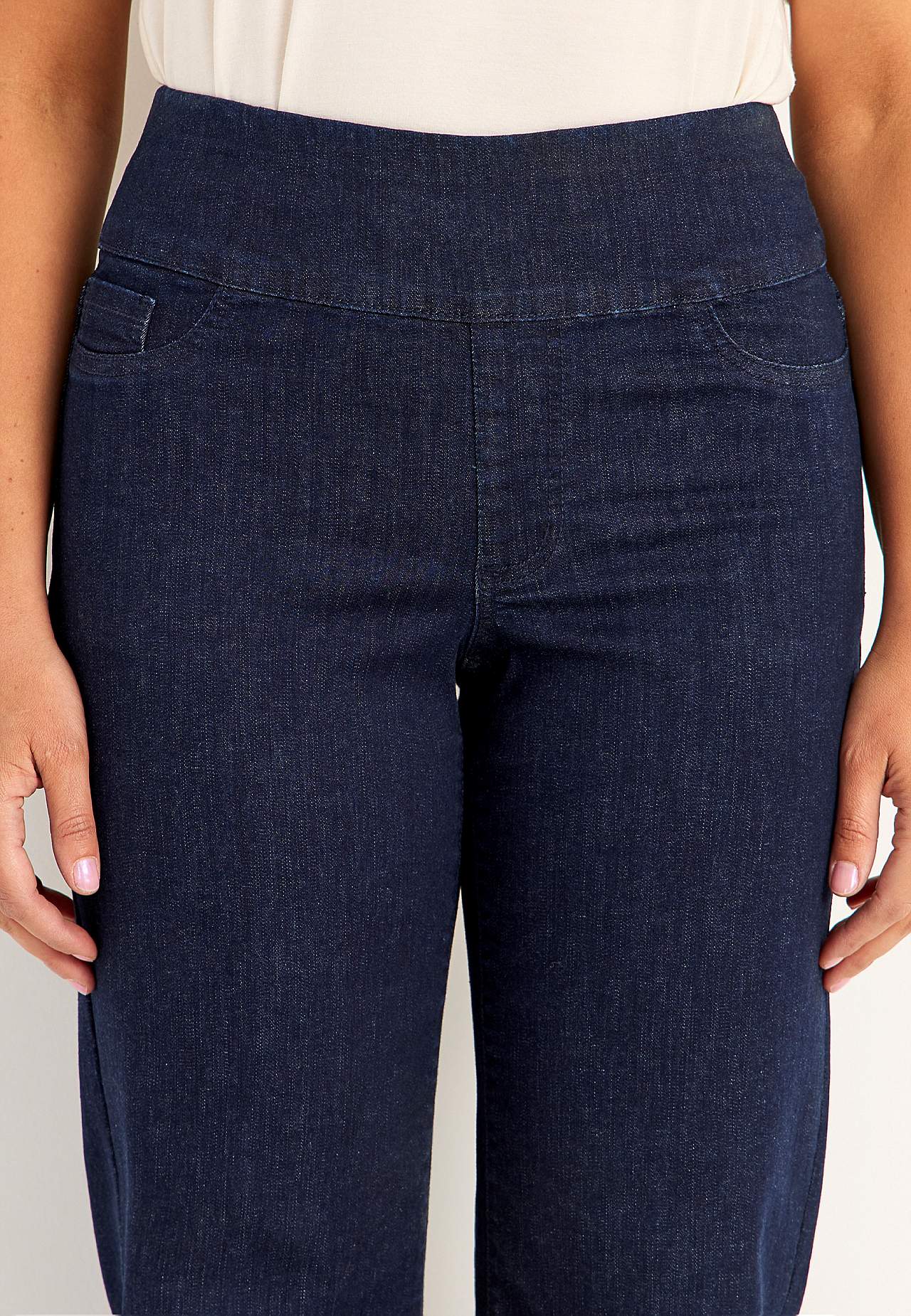 Jeans with high elasticized waist