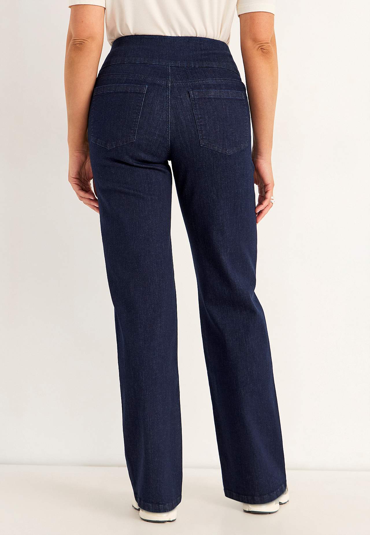 Jeans with high elasticized waist