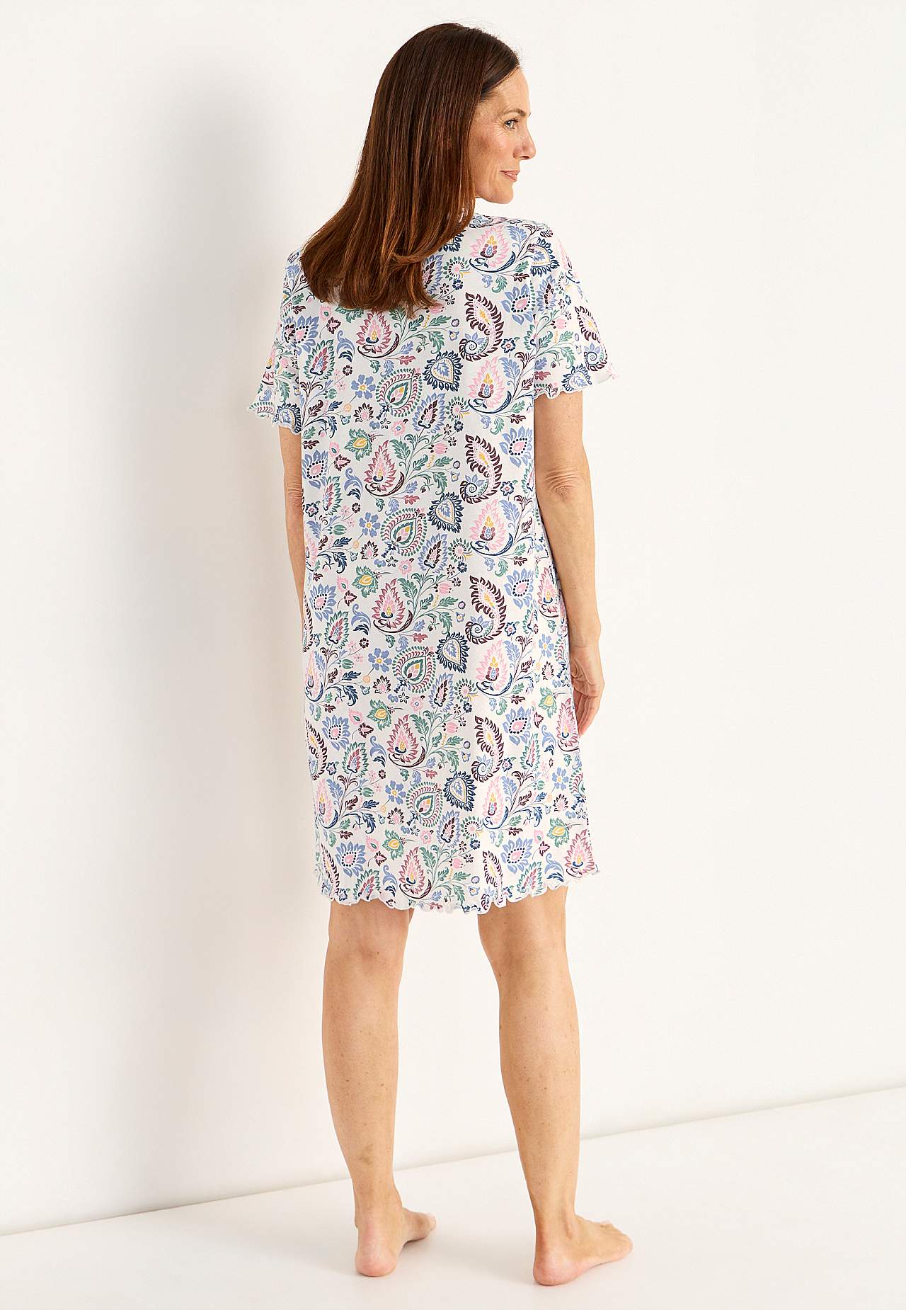 Patterned nightdress