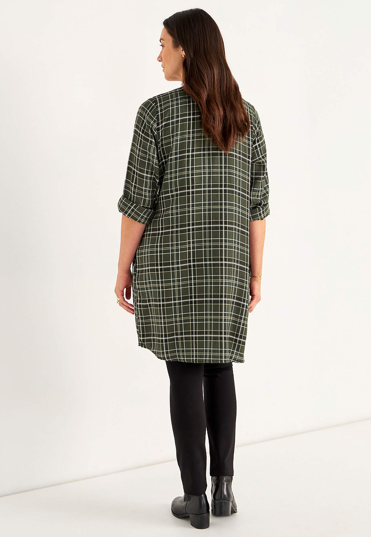 Woven shirt dress with pockets
