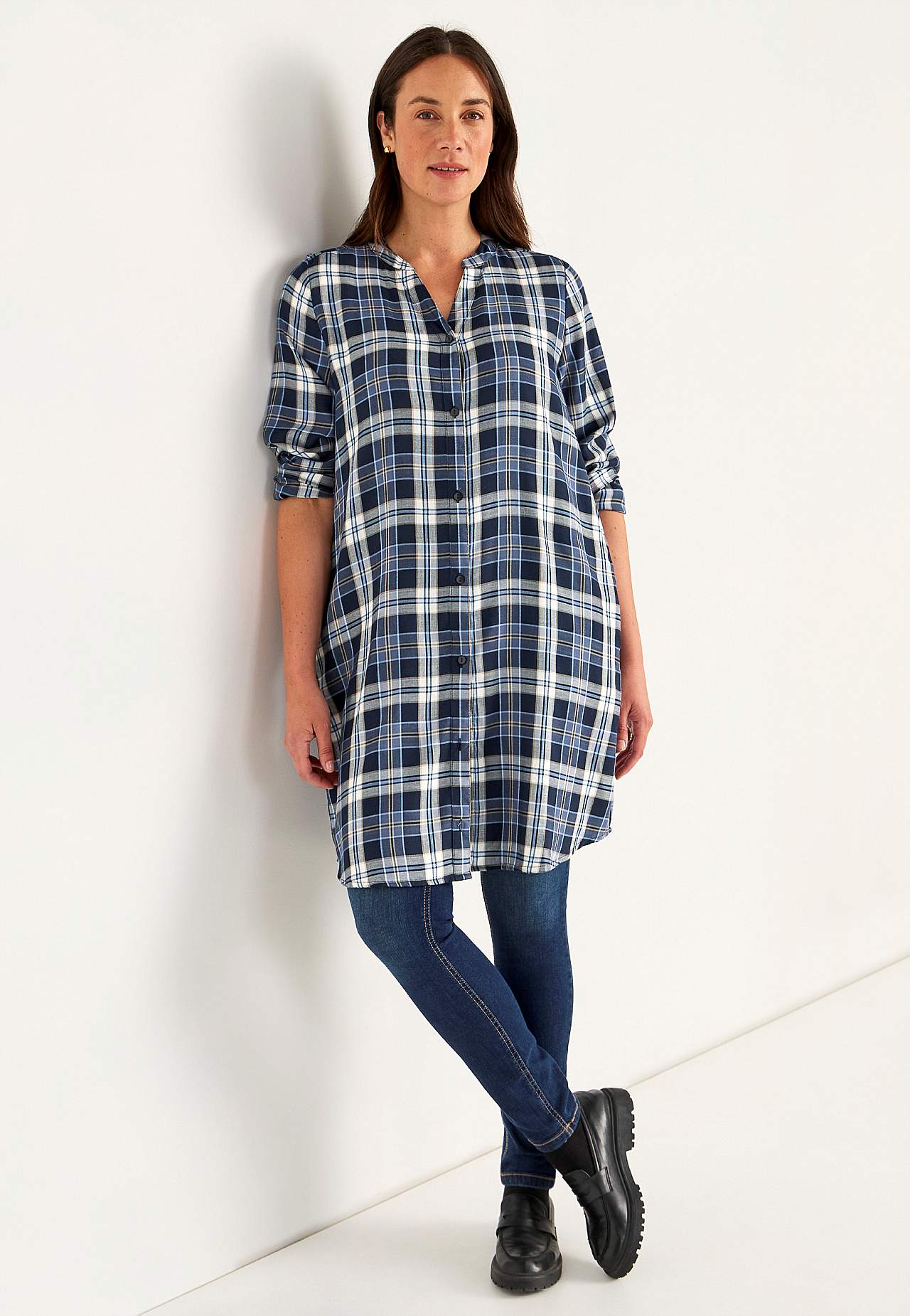 Woven shirt dress with pockets