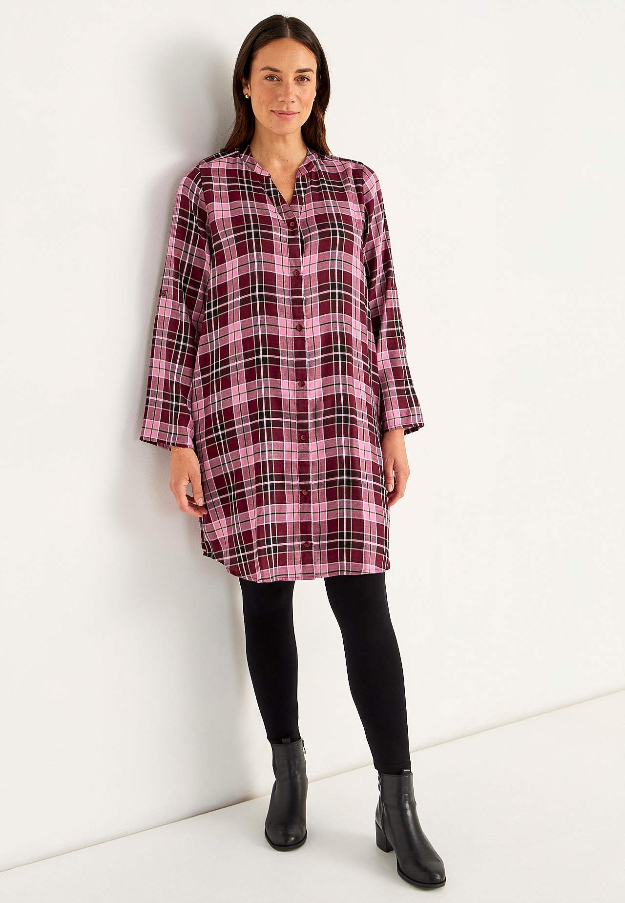 Woven shirt dress with pockets