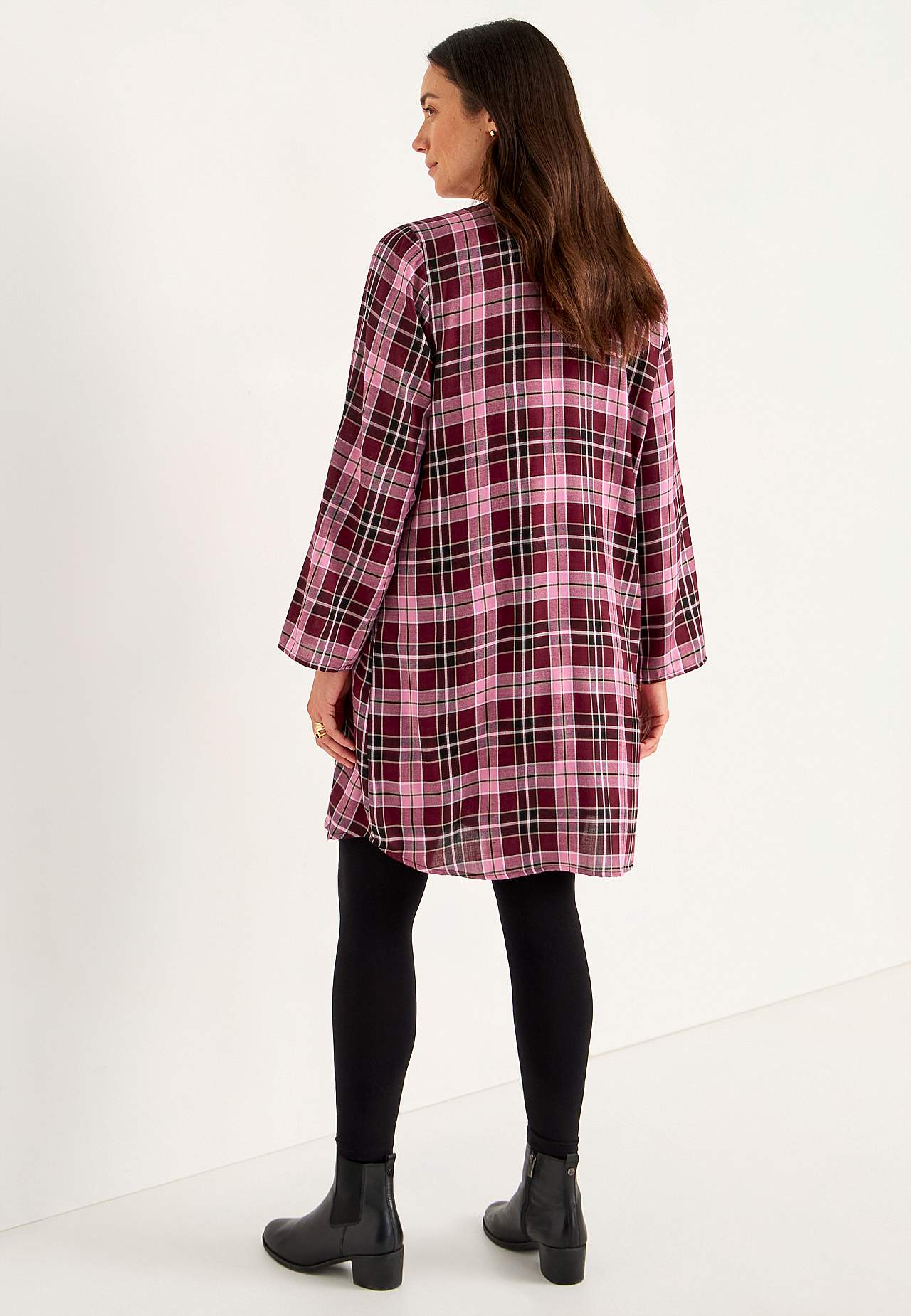 Woven shirt dress with pockets