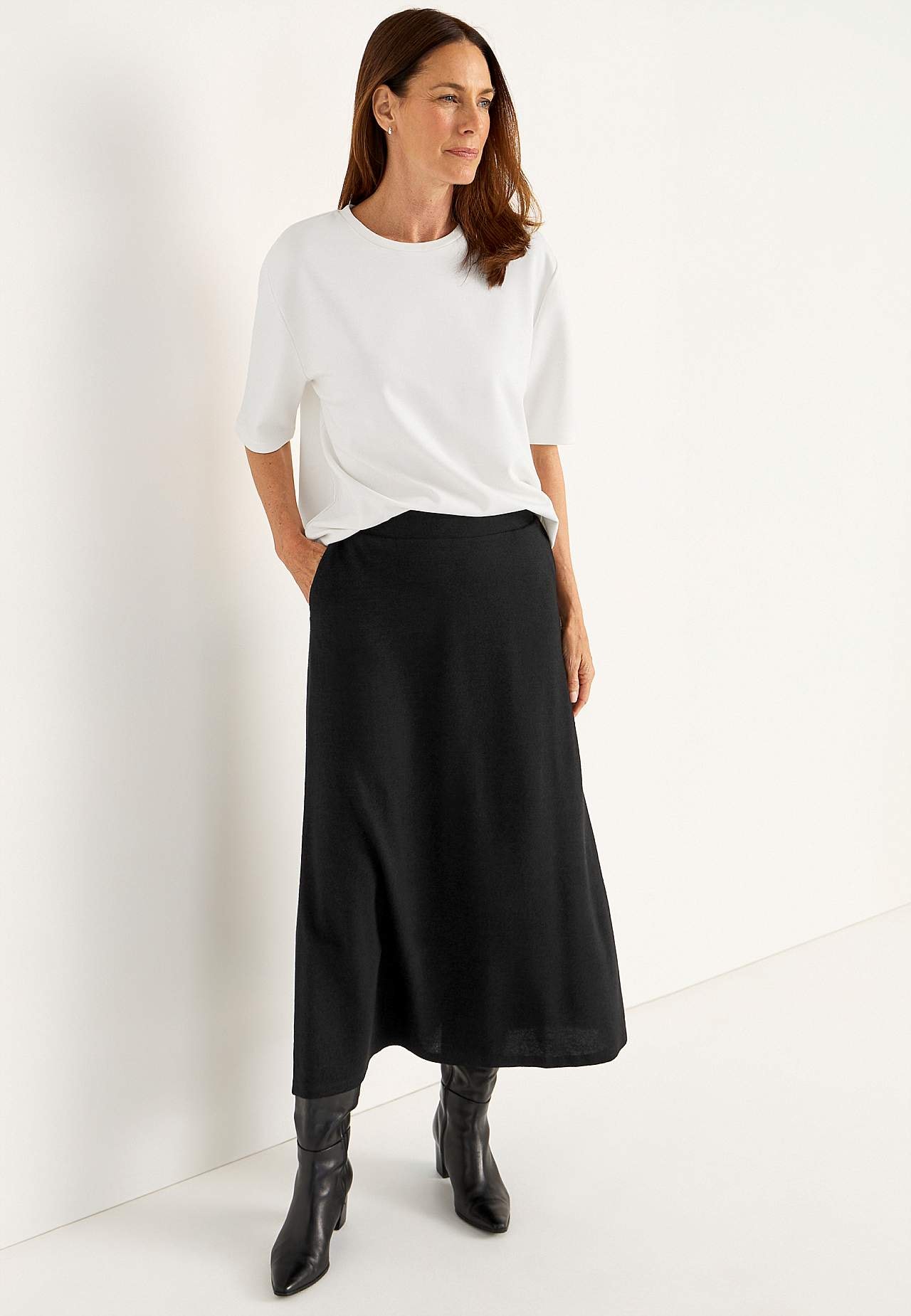 Flared jersey skirt with pockets