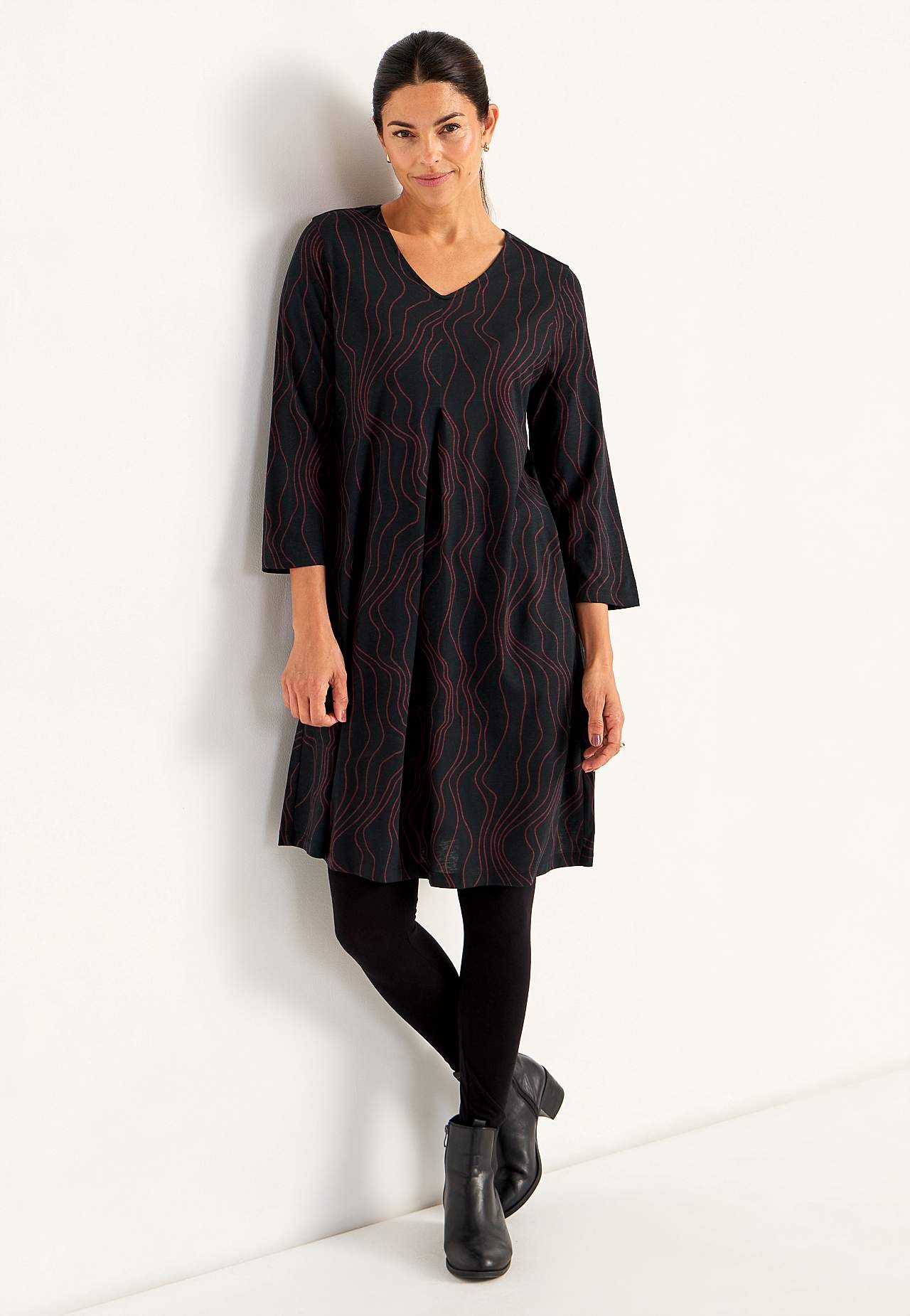 V-neck jersey dress