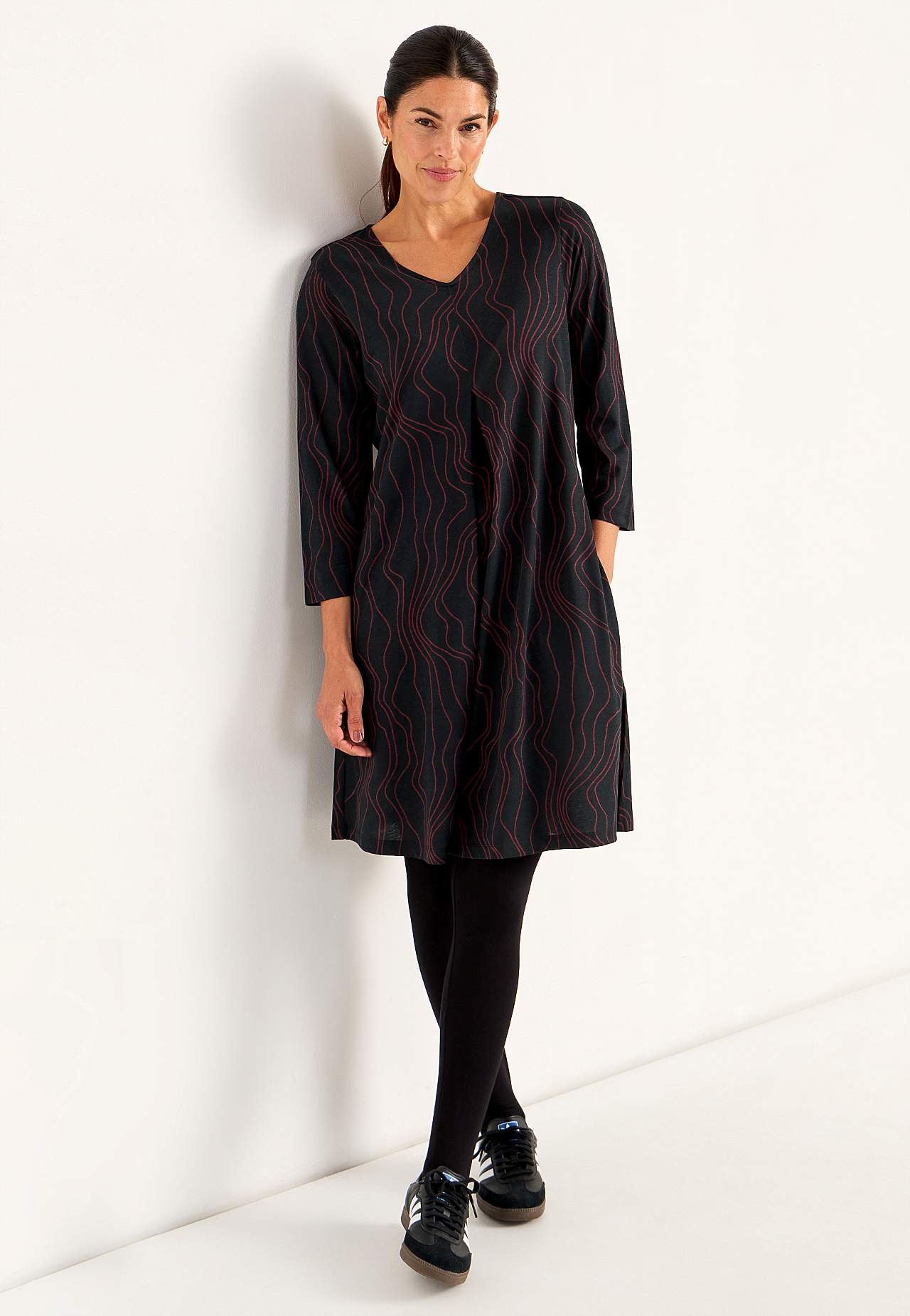 V-neck jersey dress