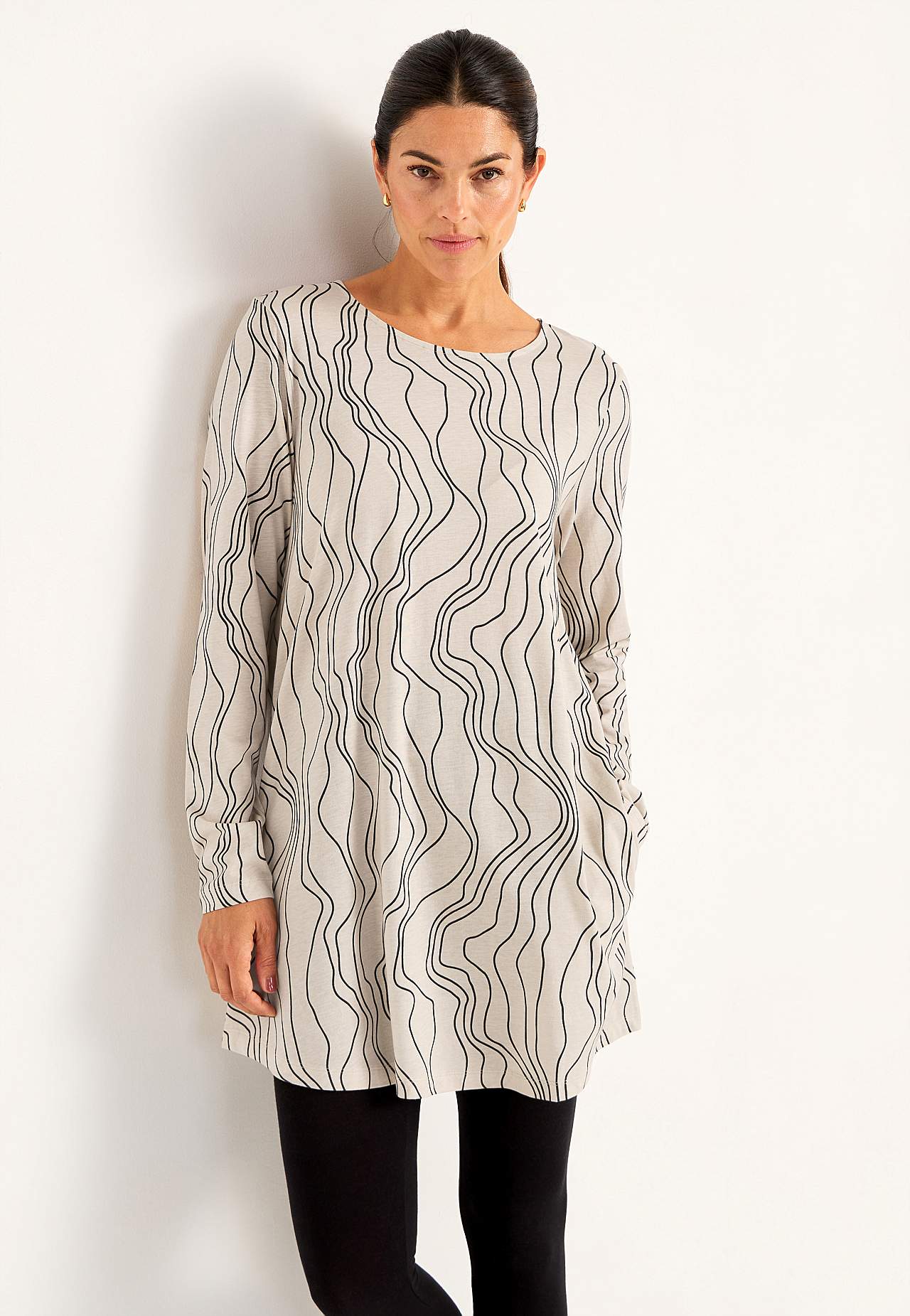 Patterned jersey tuniq with pockets