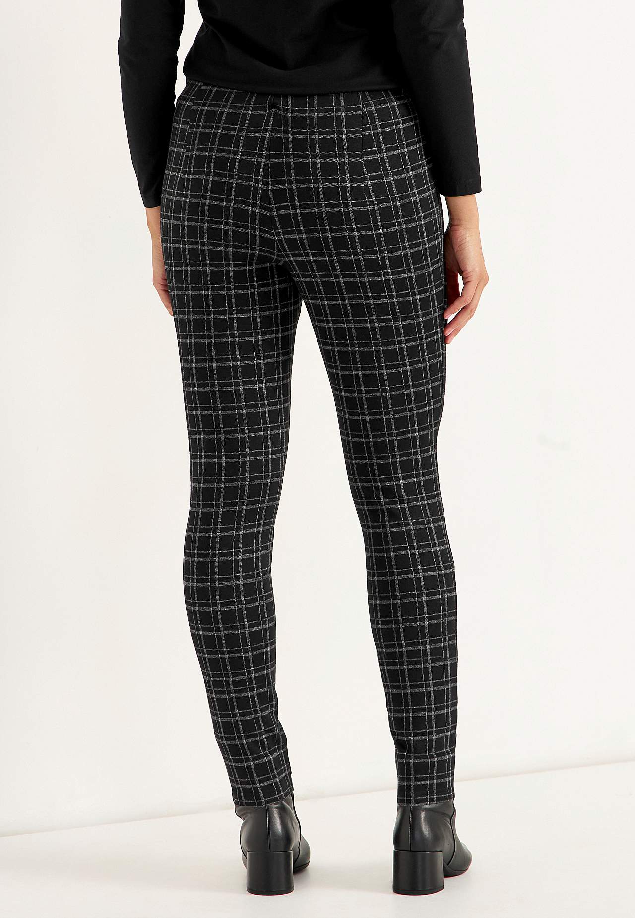 Jacquard patterned leggings