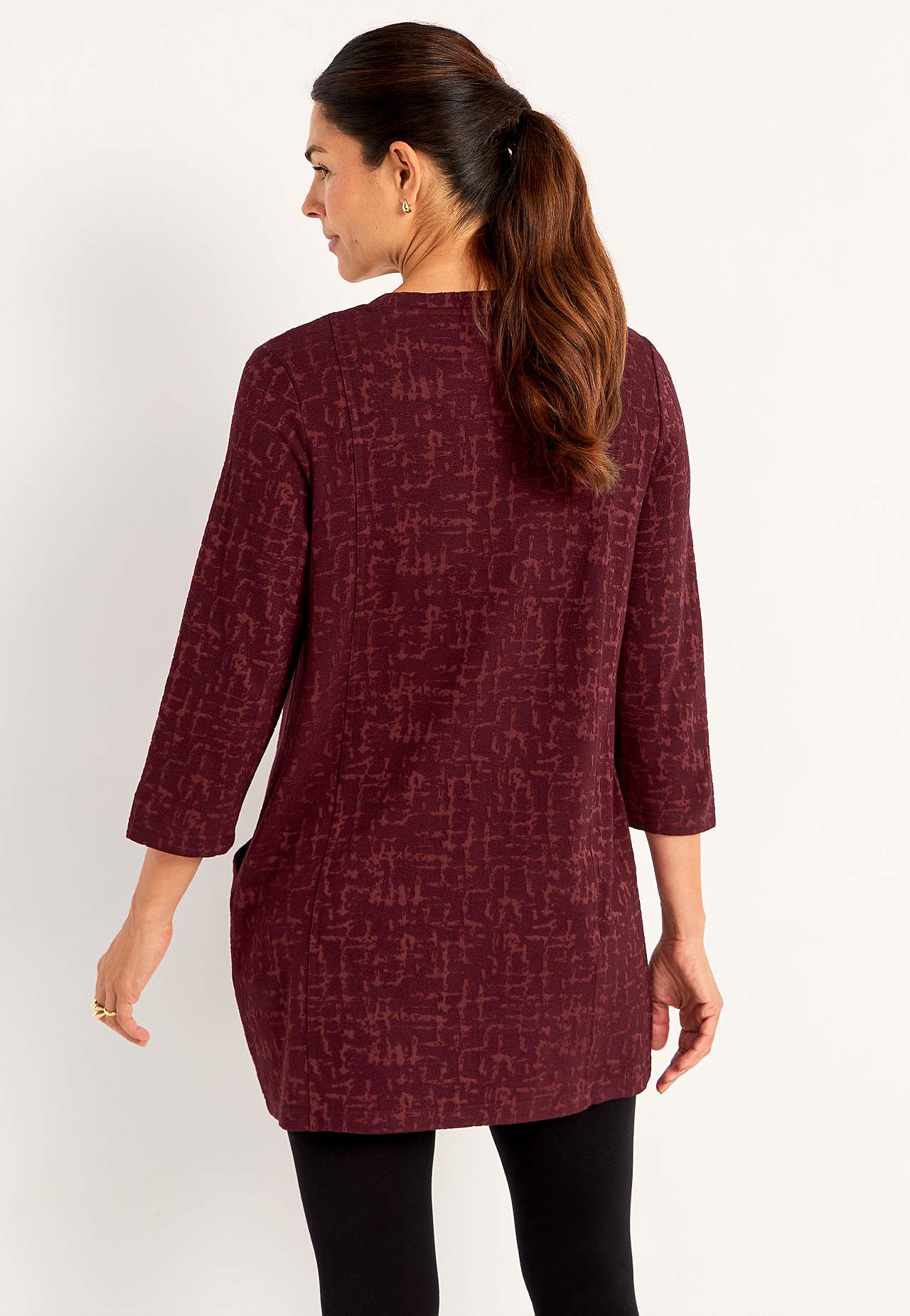 Patterned tunic top with pockets