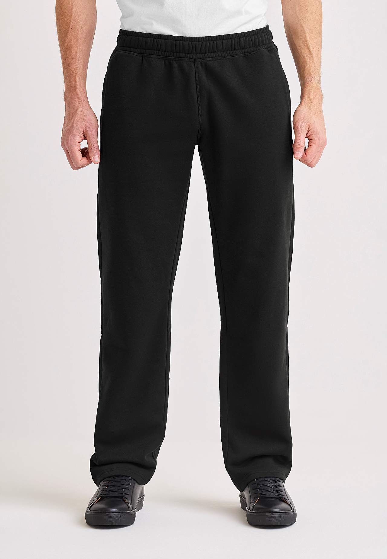 Komfortable joggingbukser med baglommer – Sort