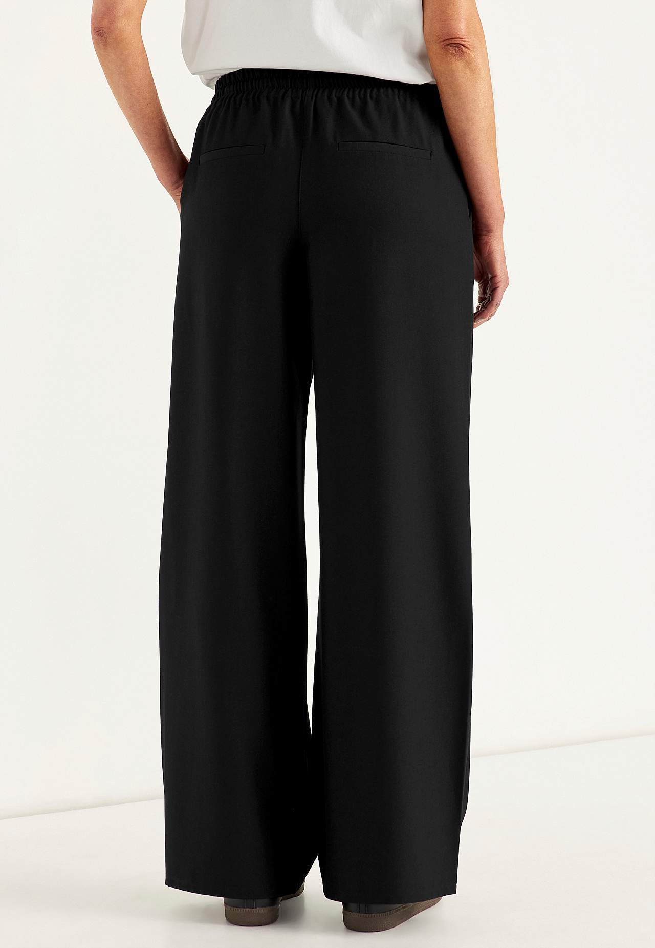 Smart pull-on trousers Pia