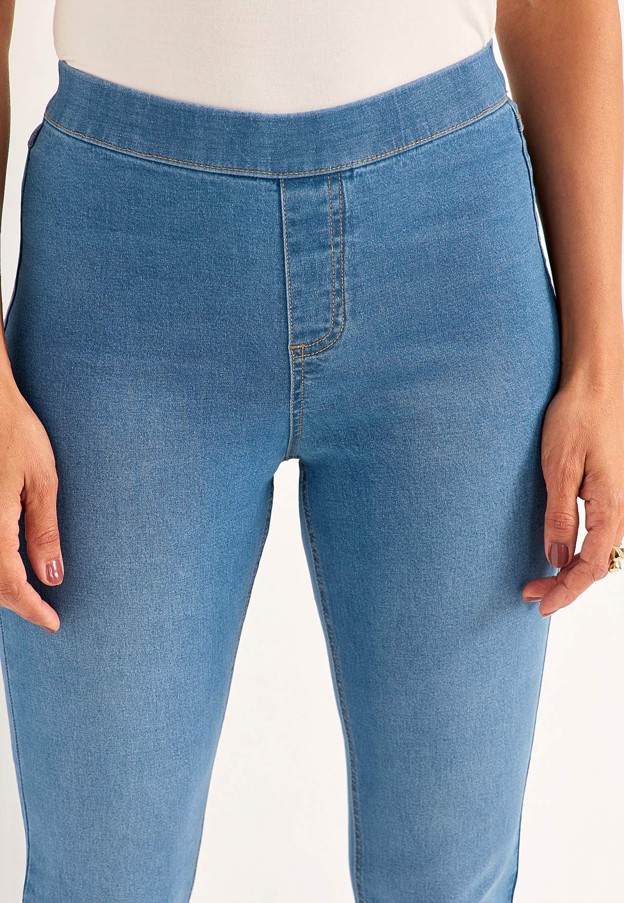 Stretchy, slim jeggings