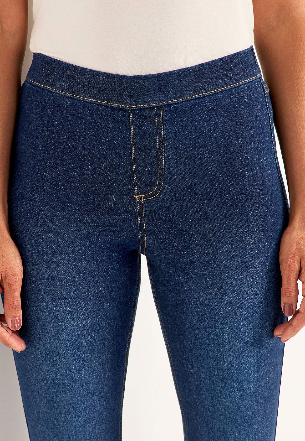 Stretchy, slim jeggings