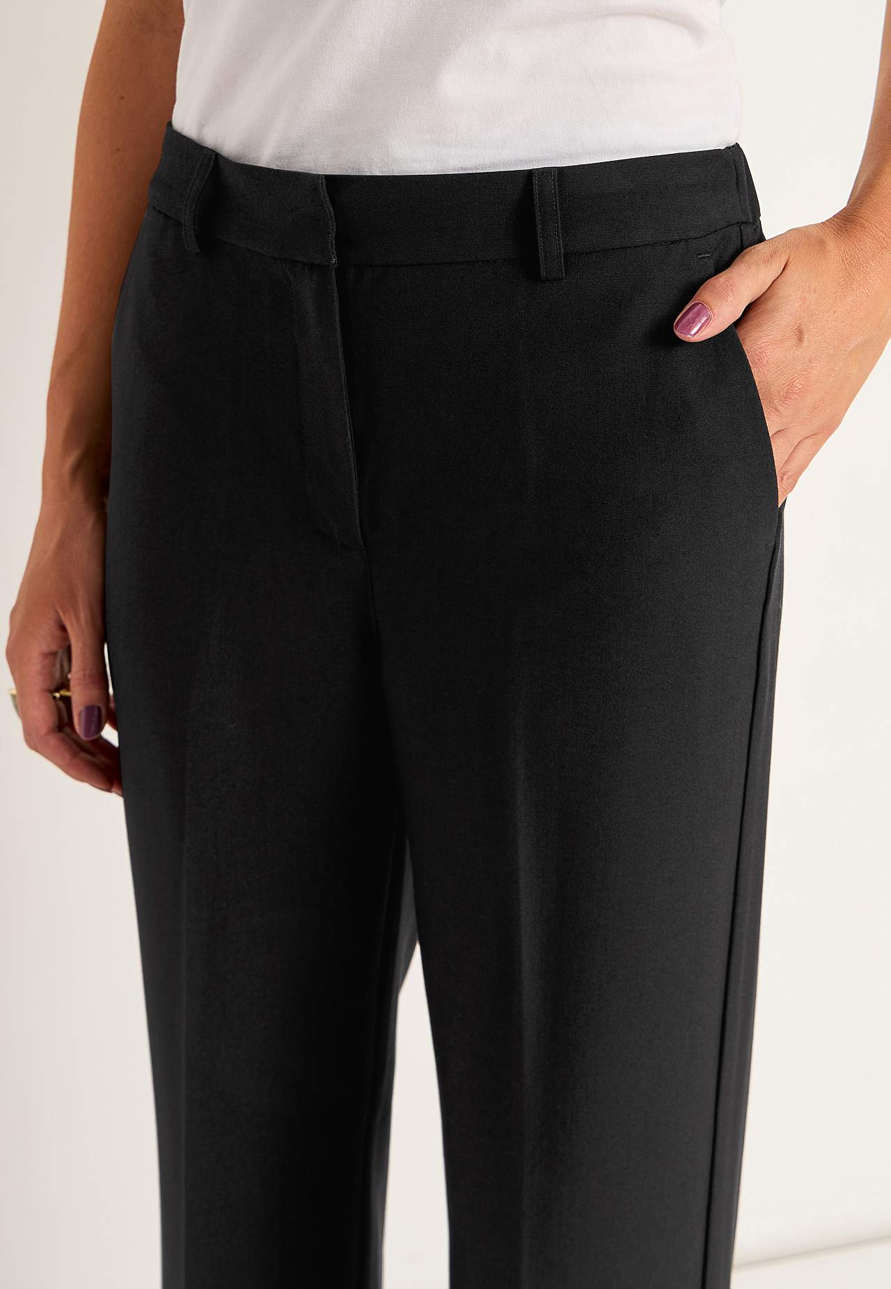Dress trousers with crease Pia