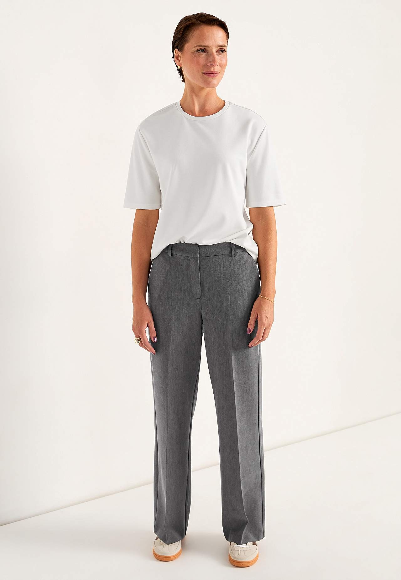 Dress trousers with crease Pia