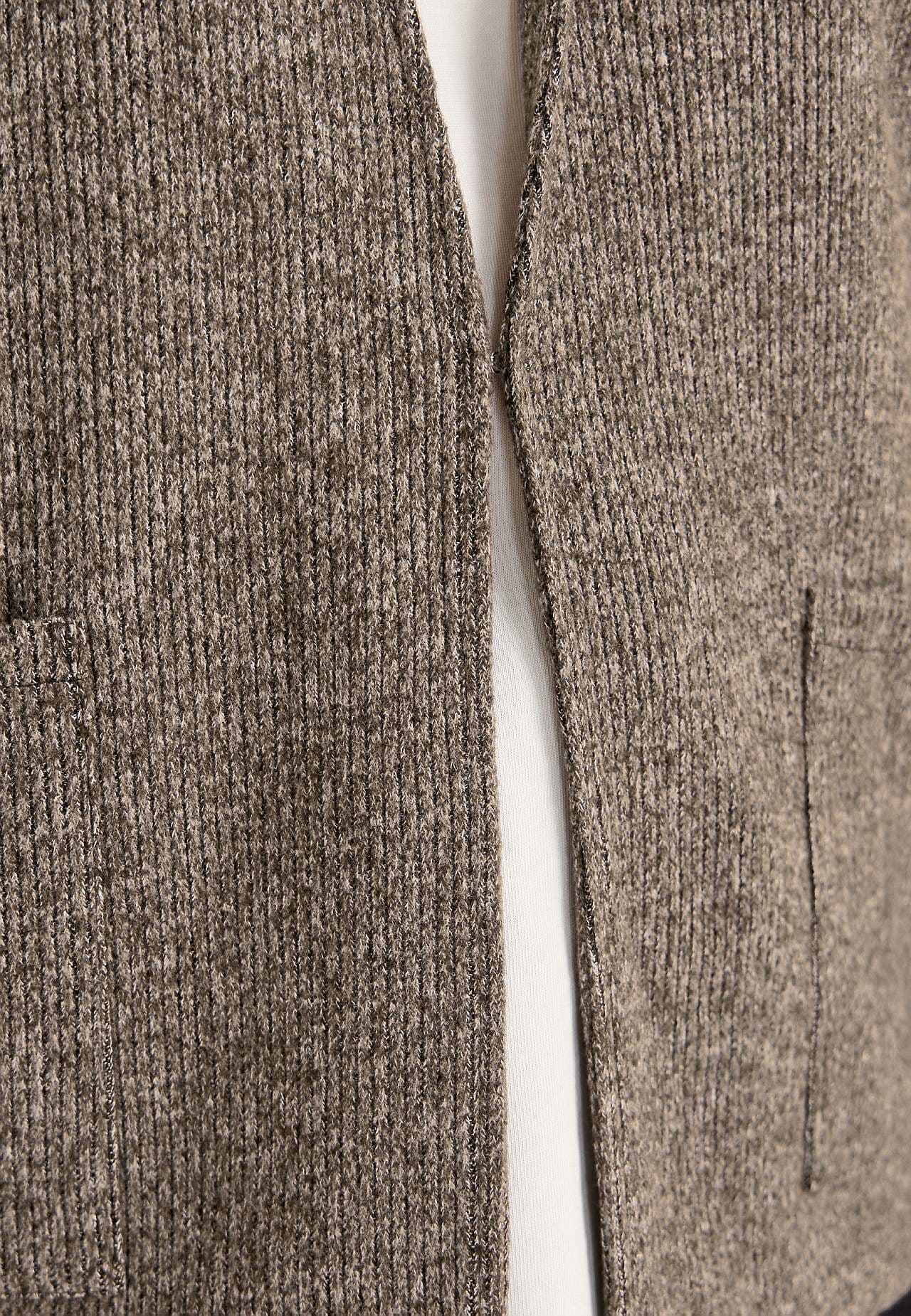 Super soft cardigan with pockets