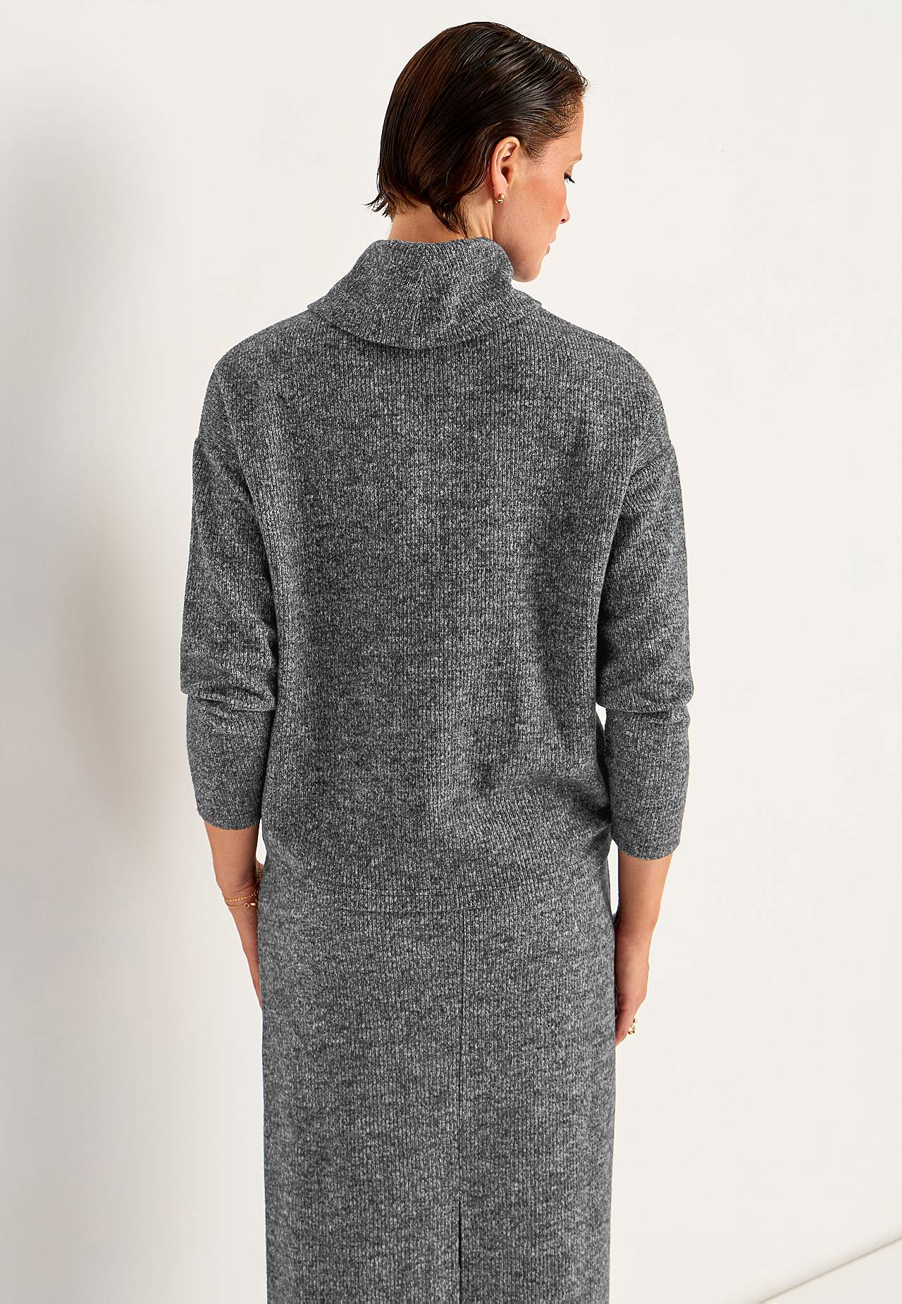 Super soft sweater with collar Beata