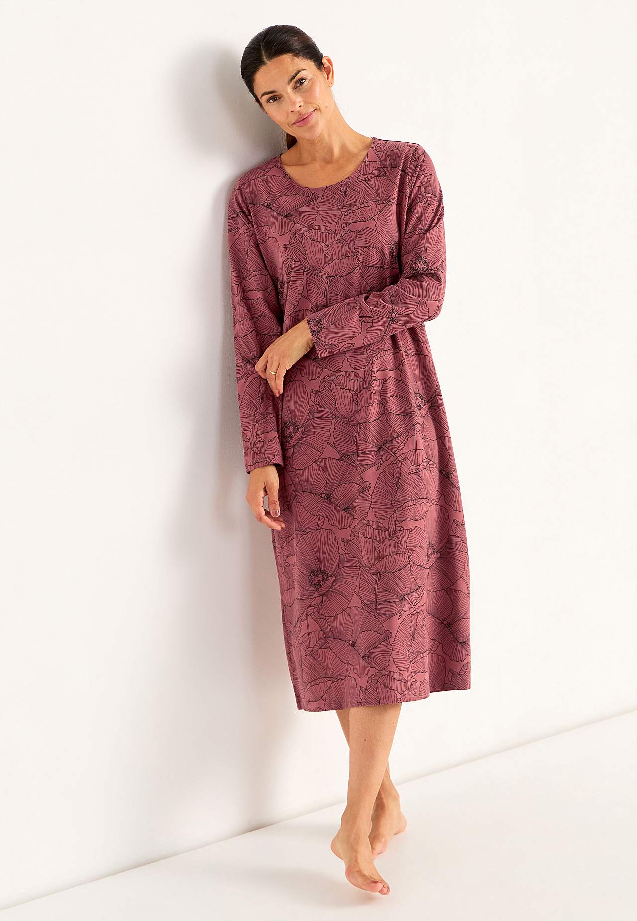 Patterned, long nightgown