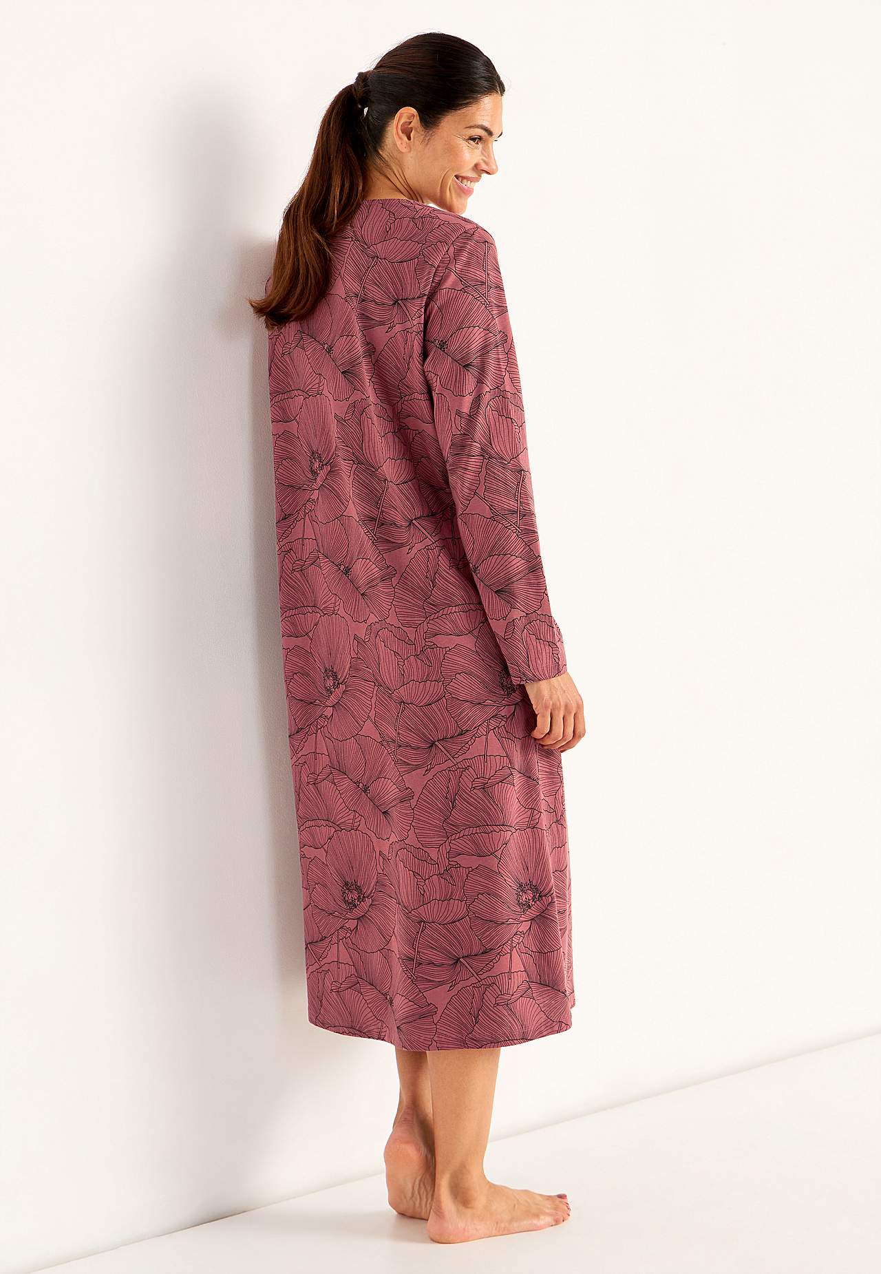 Patterned, long nightgown