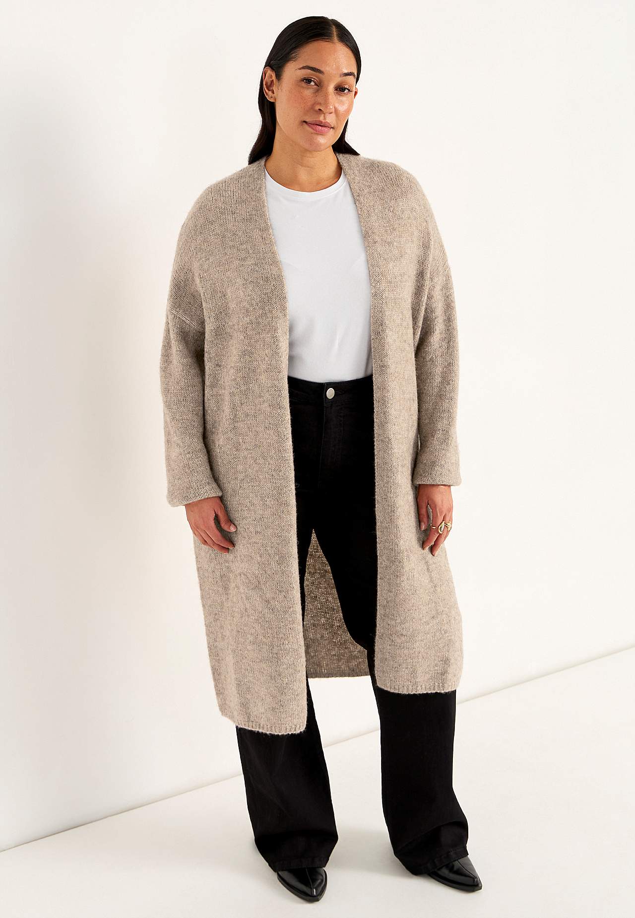 Knitted, long cardigan