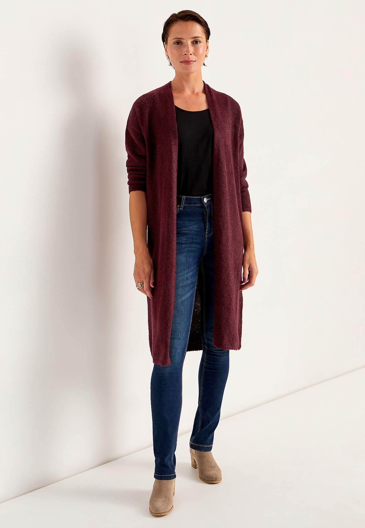 Knitted, long cardigan