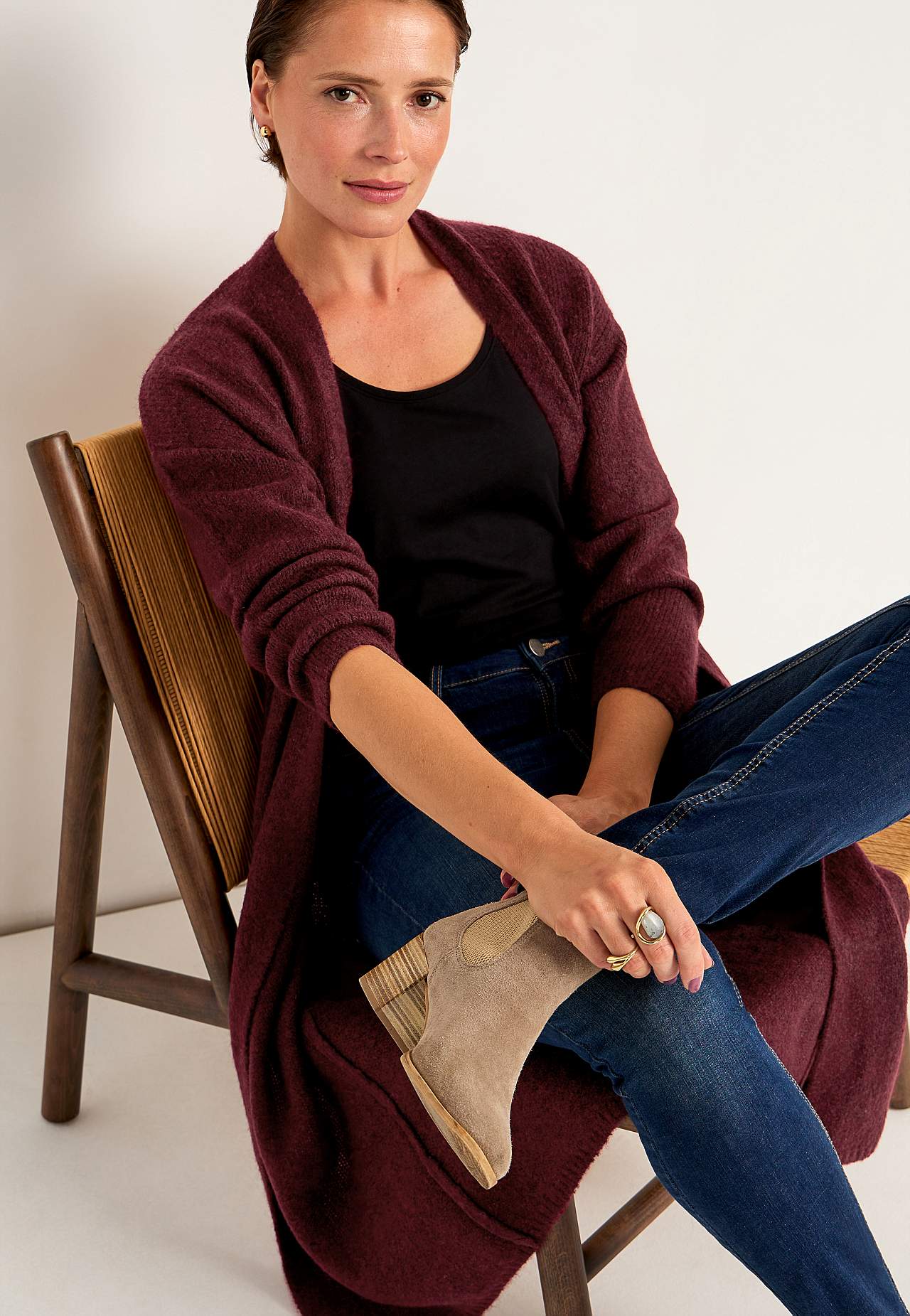 Knitted, long cardigan