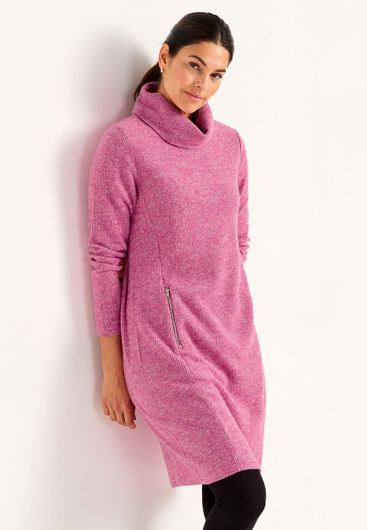 Super soft dress with collar Beata