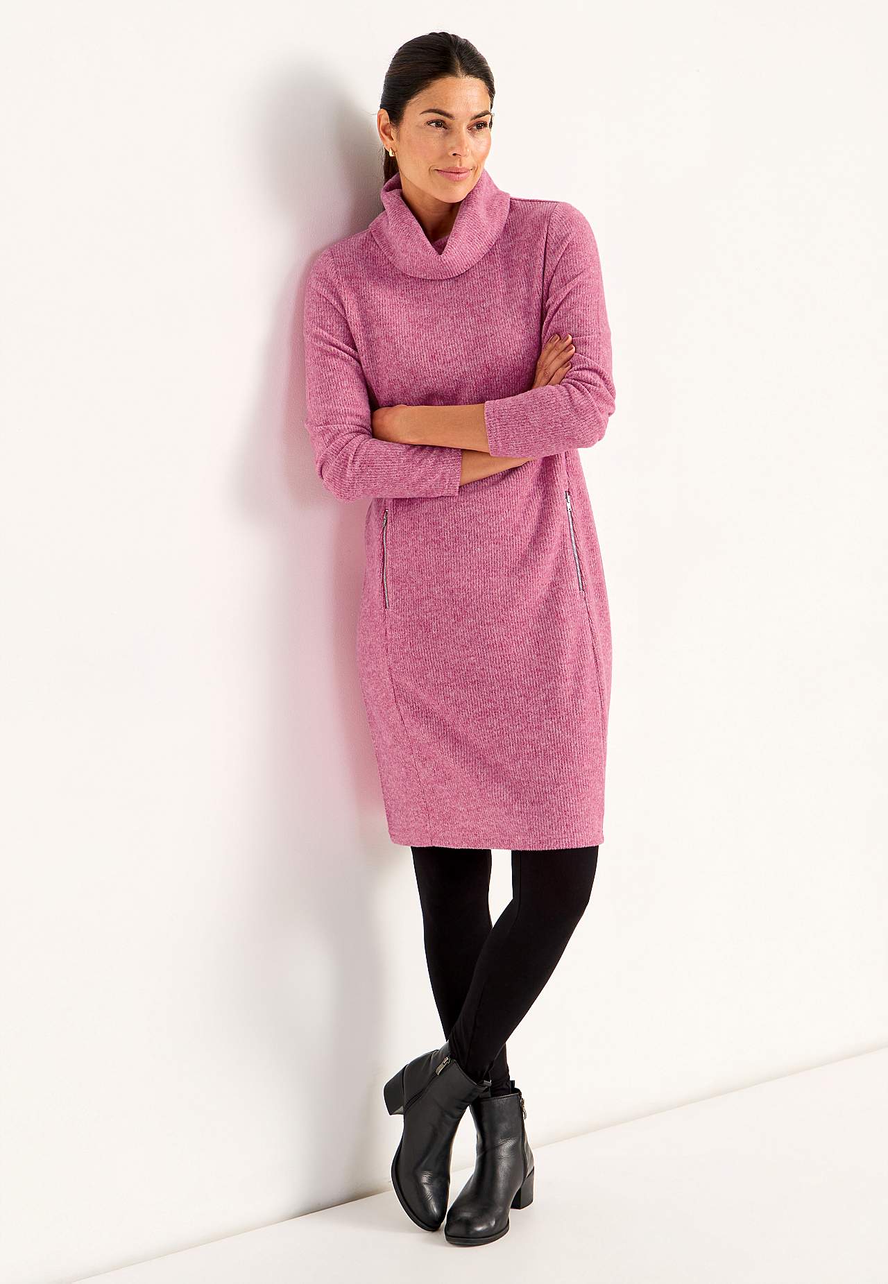 Super soft dress with collar Beata