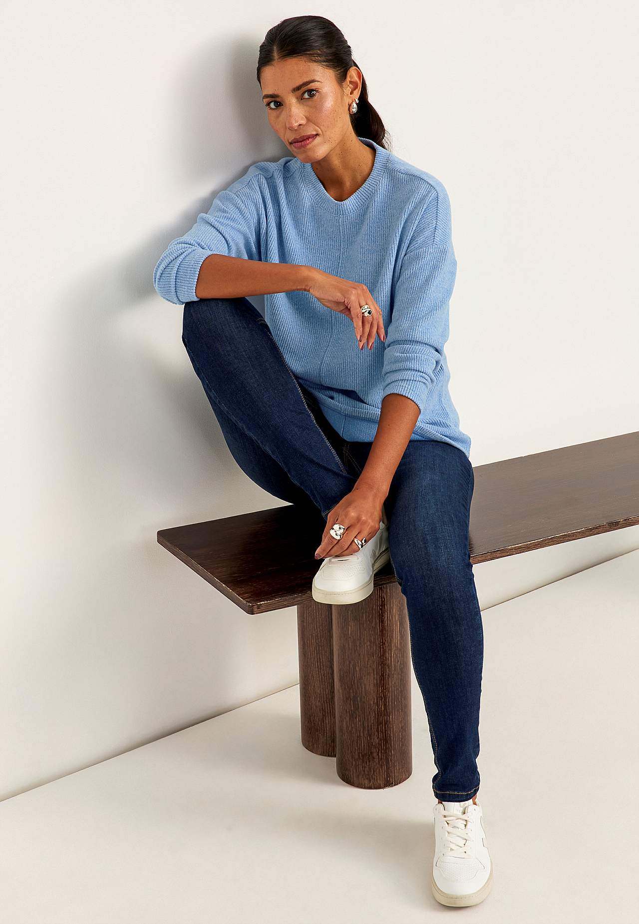 Super soft sweater with decorative center seam Beata