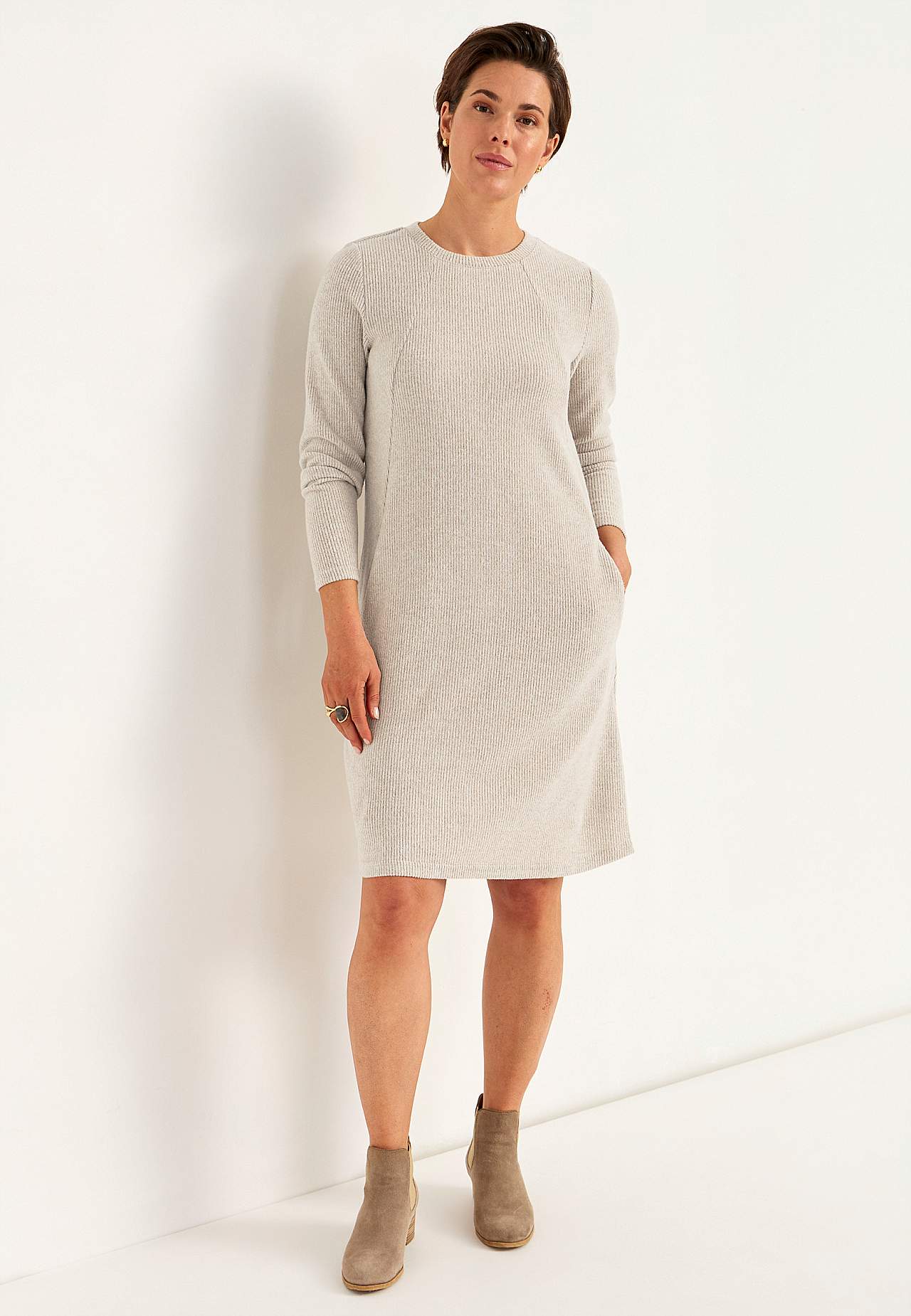 Super soft dress with pockets Beata