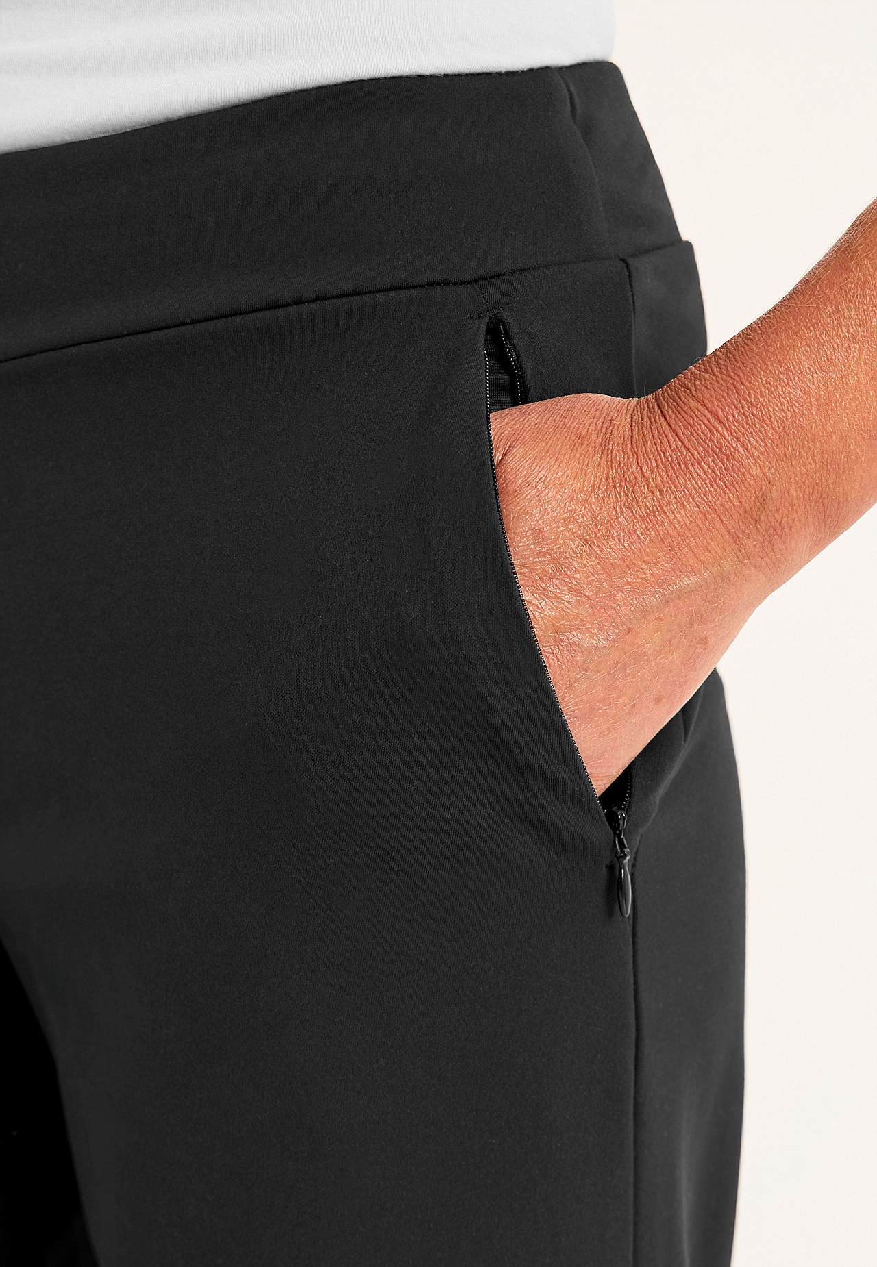Versatile, wide jersey pants Daria
