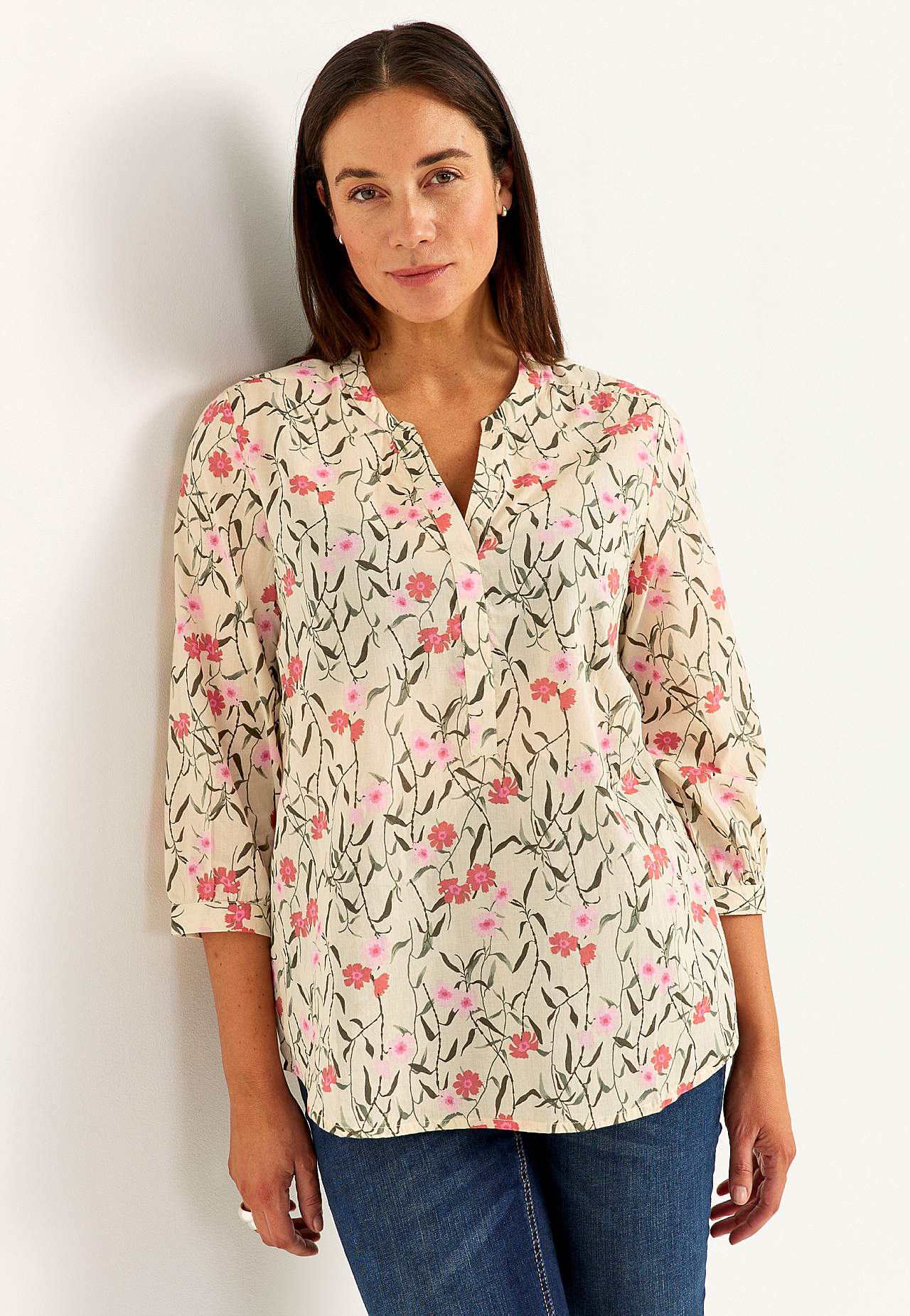 Woven tunic with a flower pattern