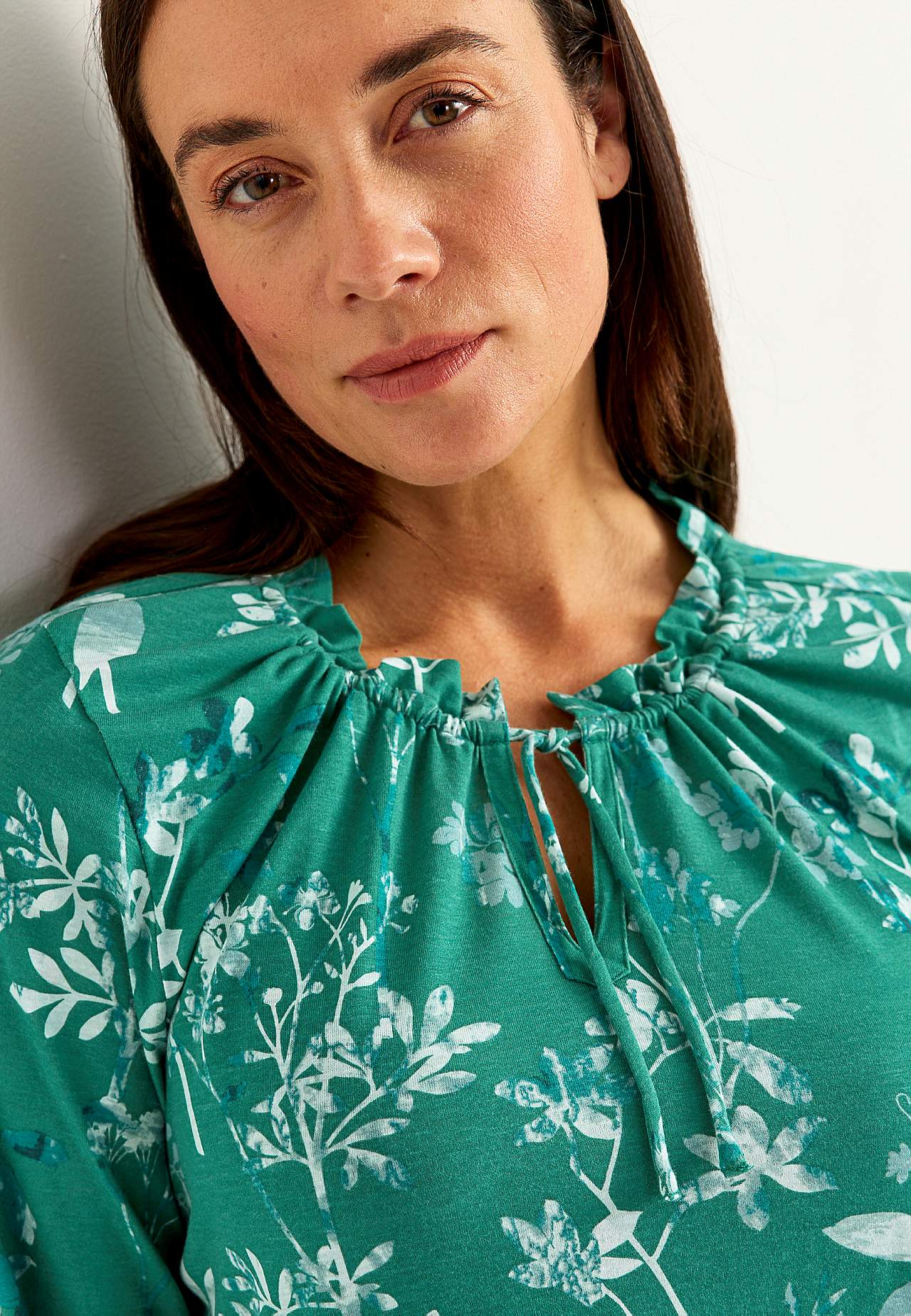 Patterned jersey top with frill edge